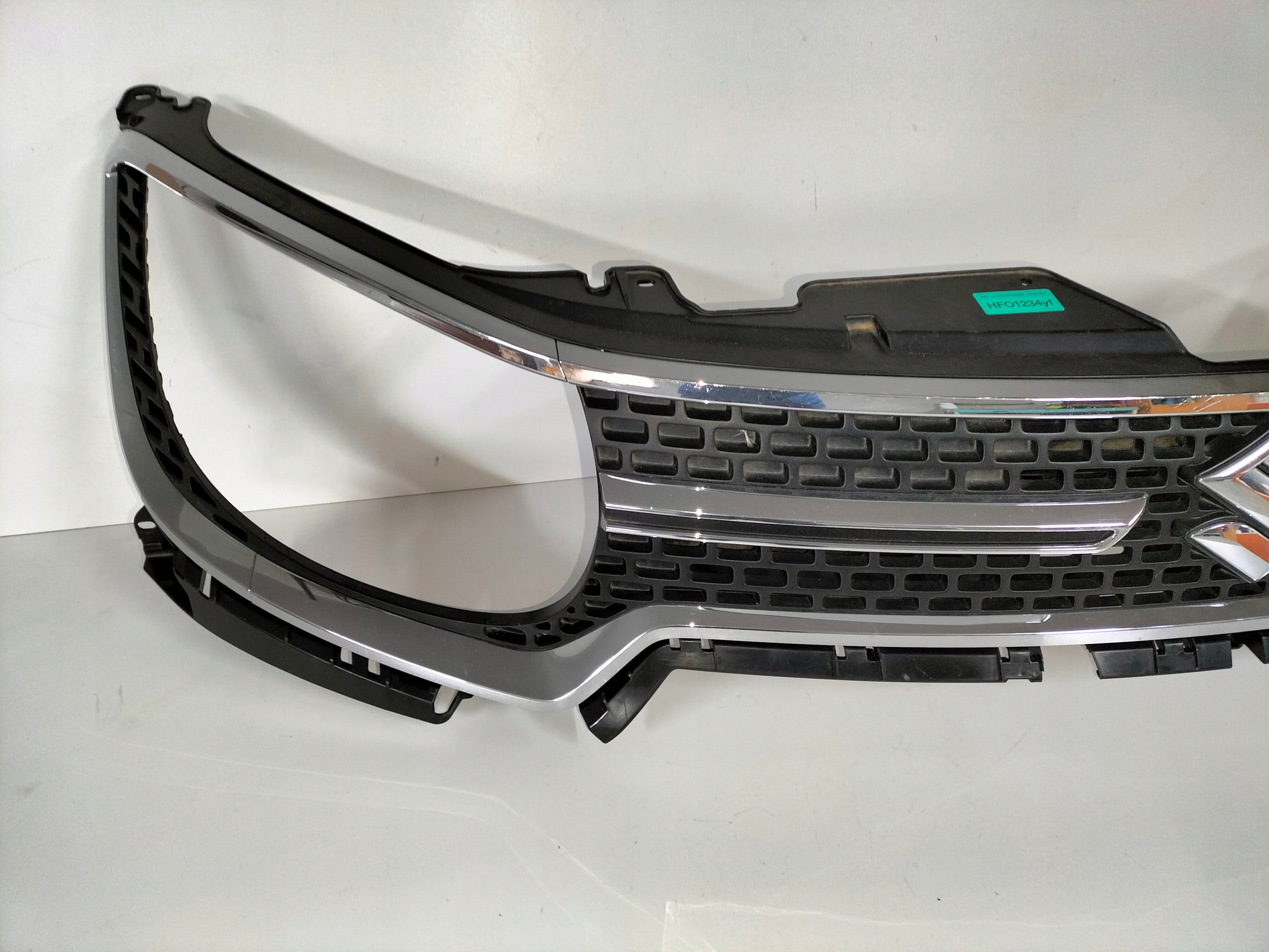 MRIEZKA LISTA SUZUKI IGNIS III 16-