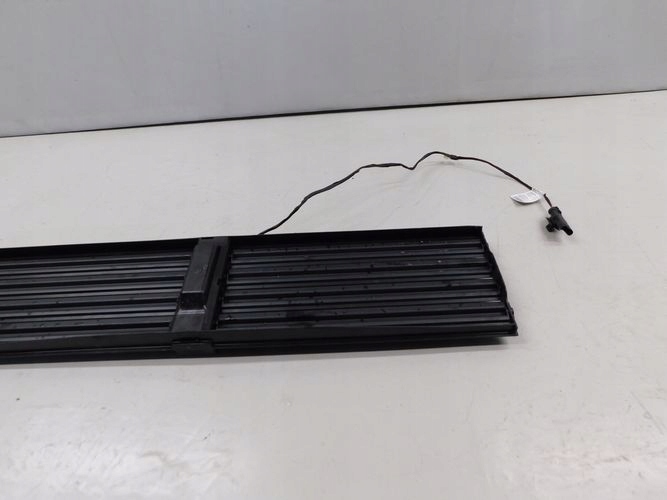 BMW X1 F48 F45 F46 2 NASAVANIE VZDUCHU 9319918-01