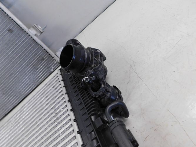 MERCEDES CLA GLB w247 CHLADIC VODY KLIMATIZACIE