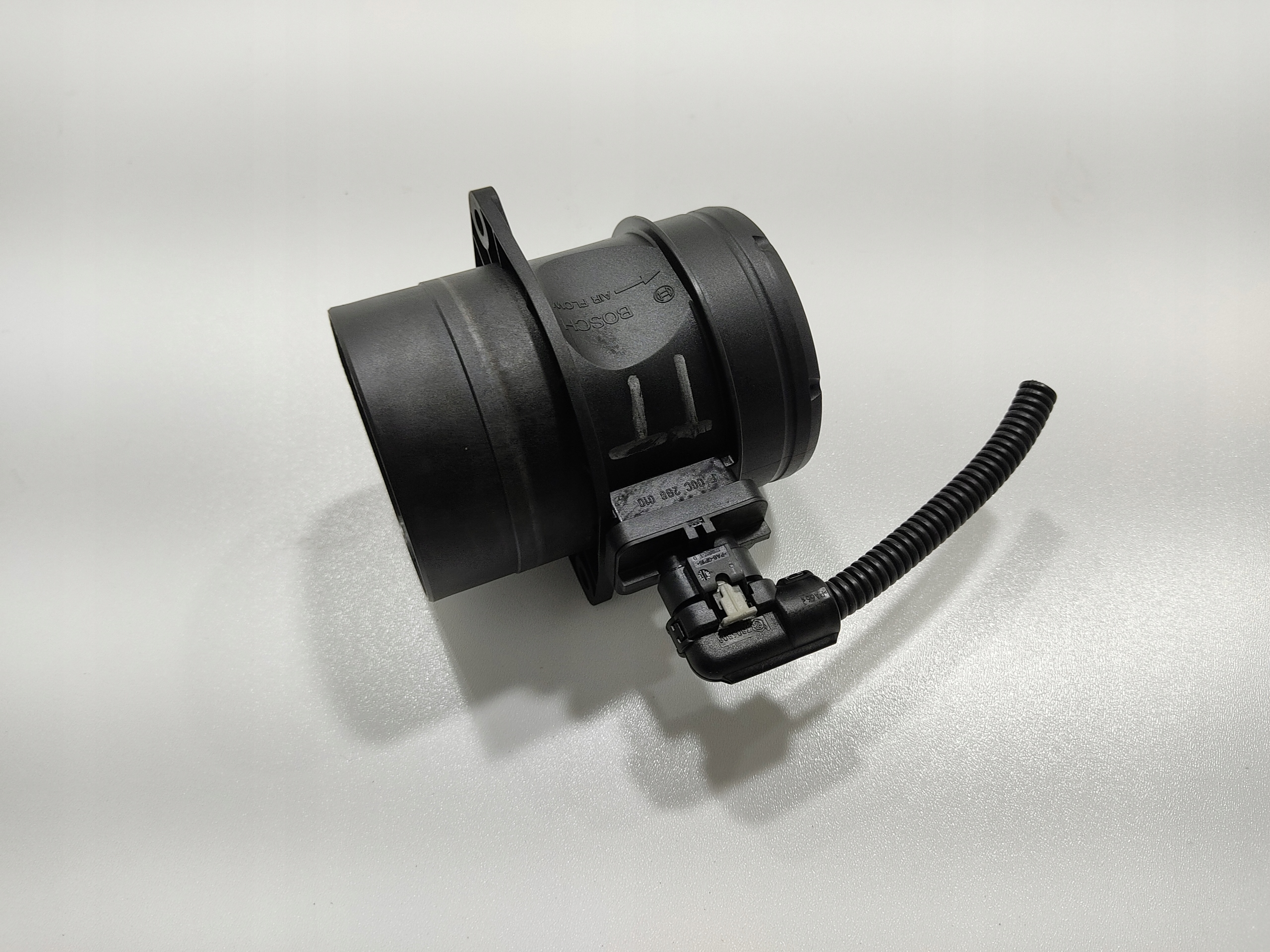 VAHA VZDUCHU AUDI TT 8J 2.0 TDI 03L906461A 0281002956 2006-2014