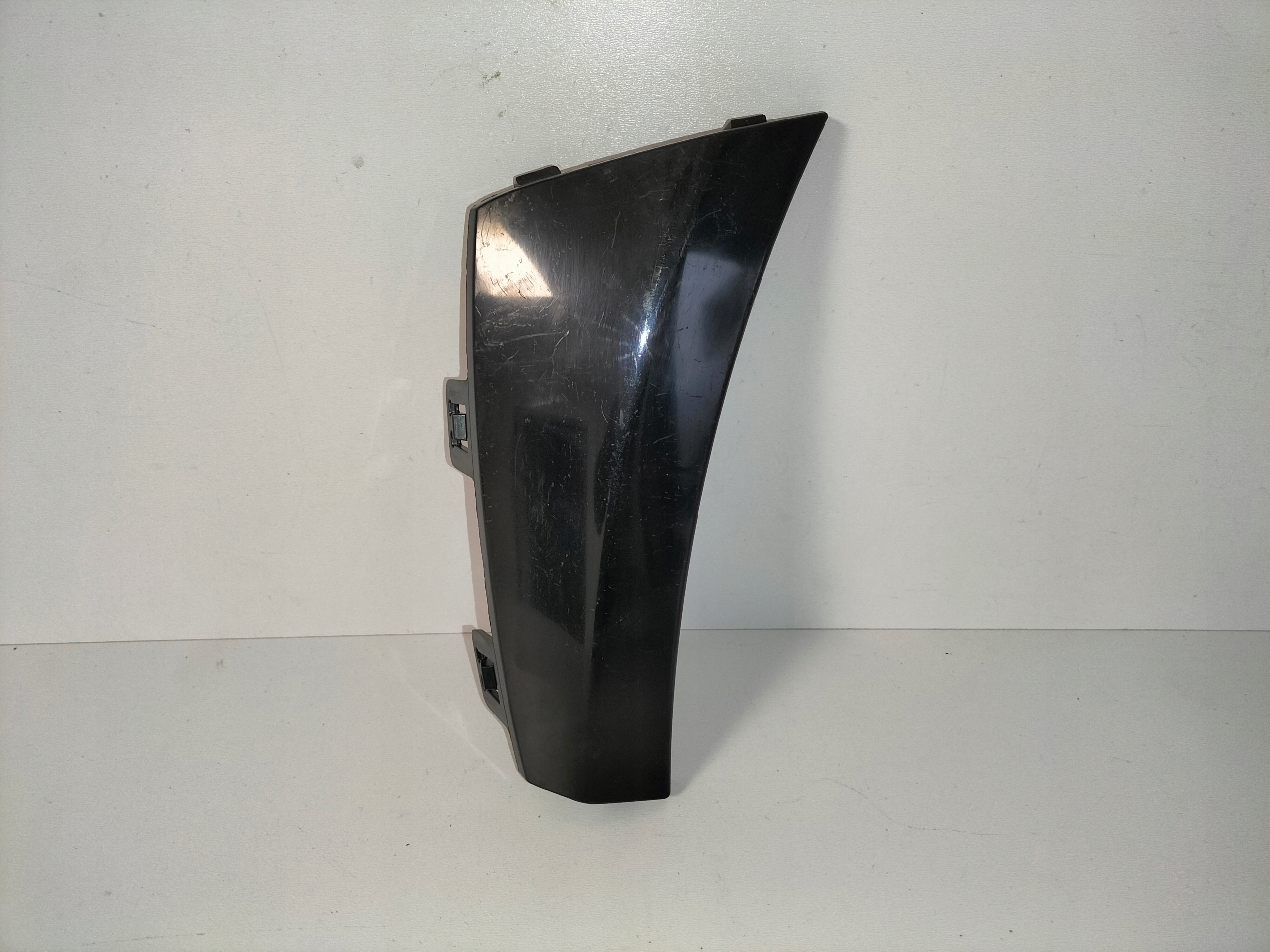 LISTA PREDNEHO NARAZNIKA LAVA MERCEDES C KLASA W205 LIFT 18- AMG