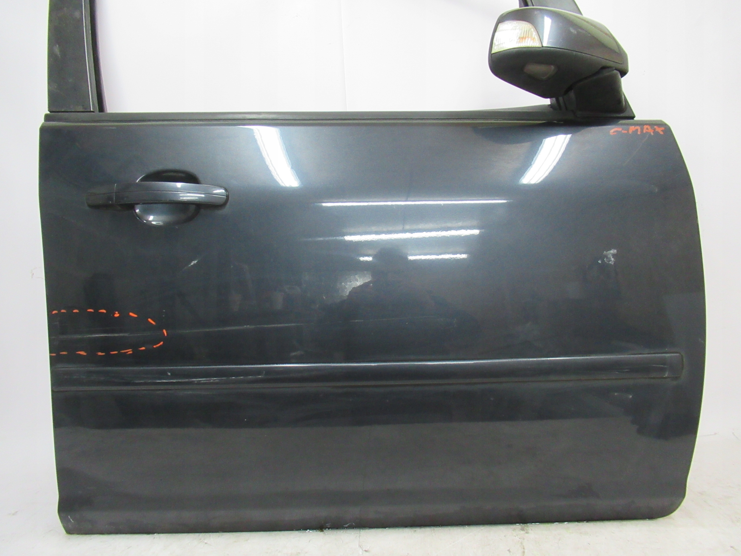 PRAVÉ PREDNÉ DVERE FORD C MAX MK1