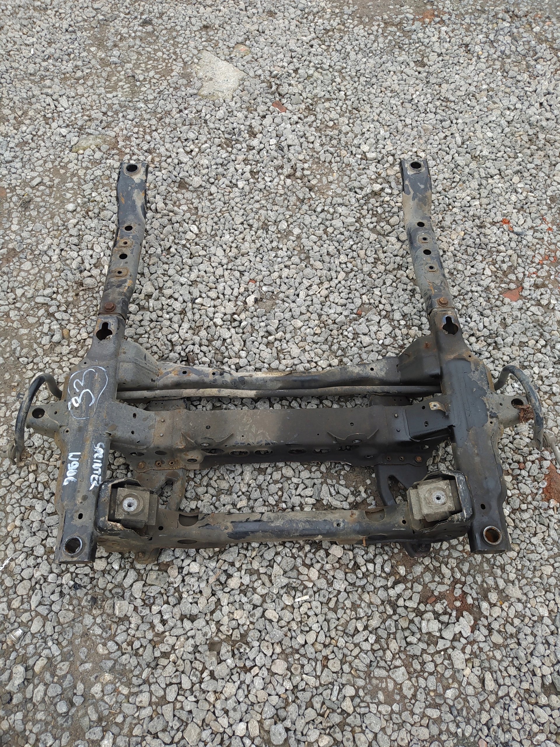 MERCEDES SPRINTER W 906 A9063302201 PREDNA NAPRAVA