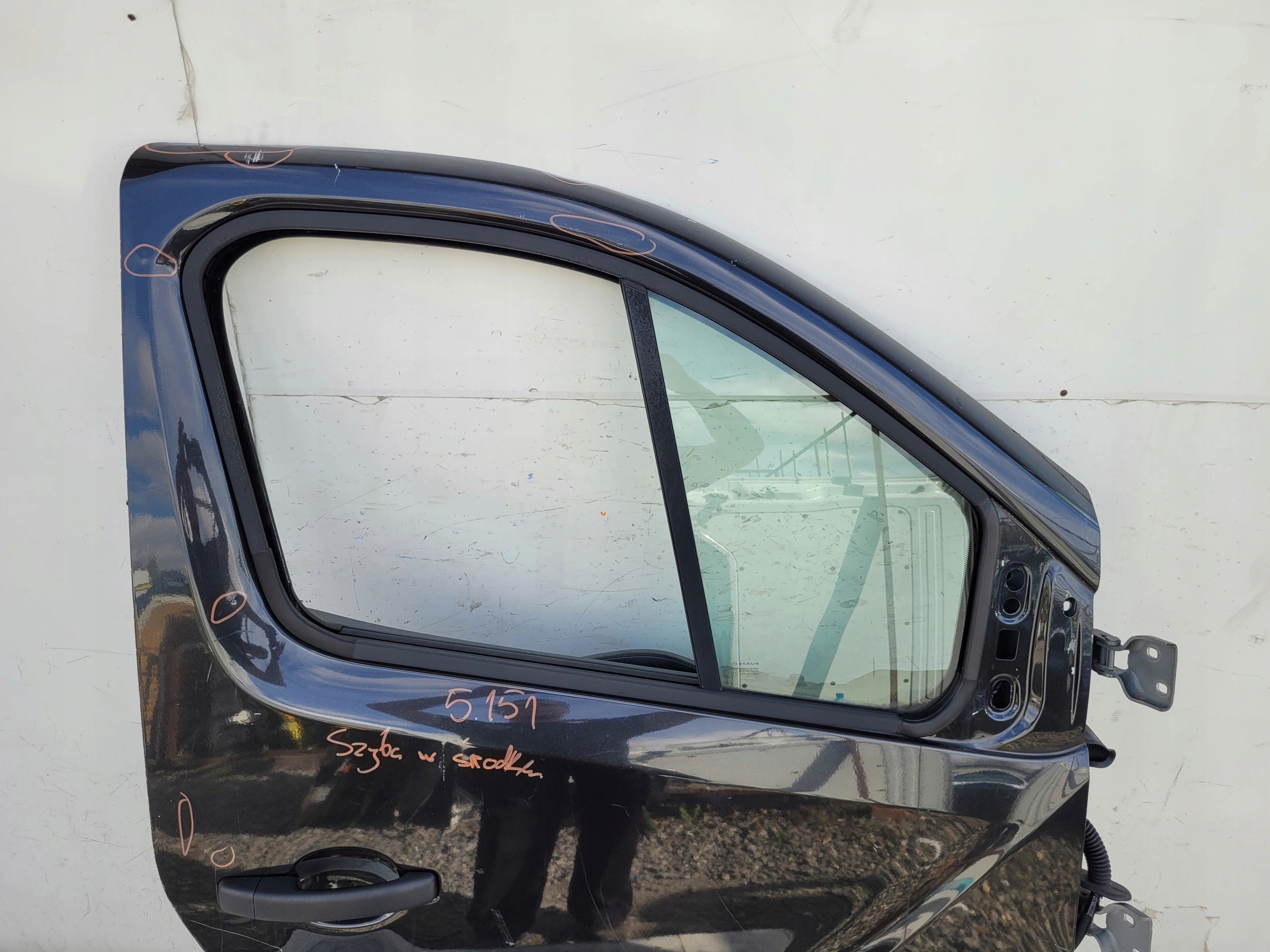 RENAULT TRAFIC III 3 PRAVE PREDNE DVERE