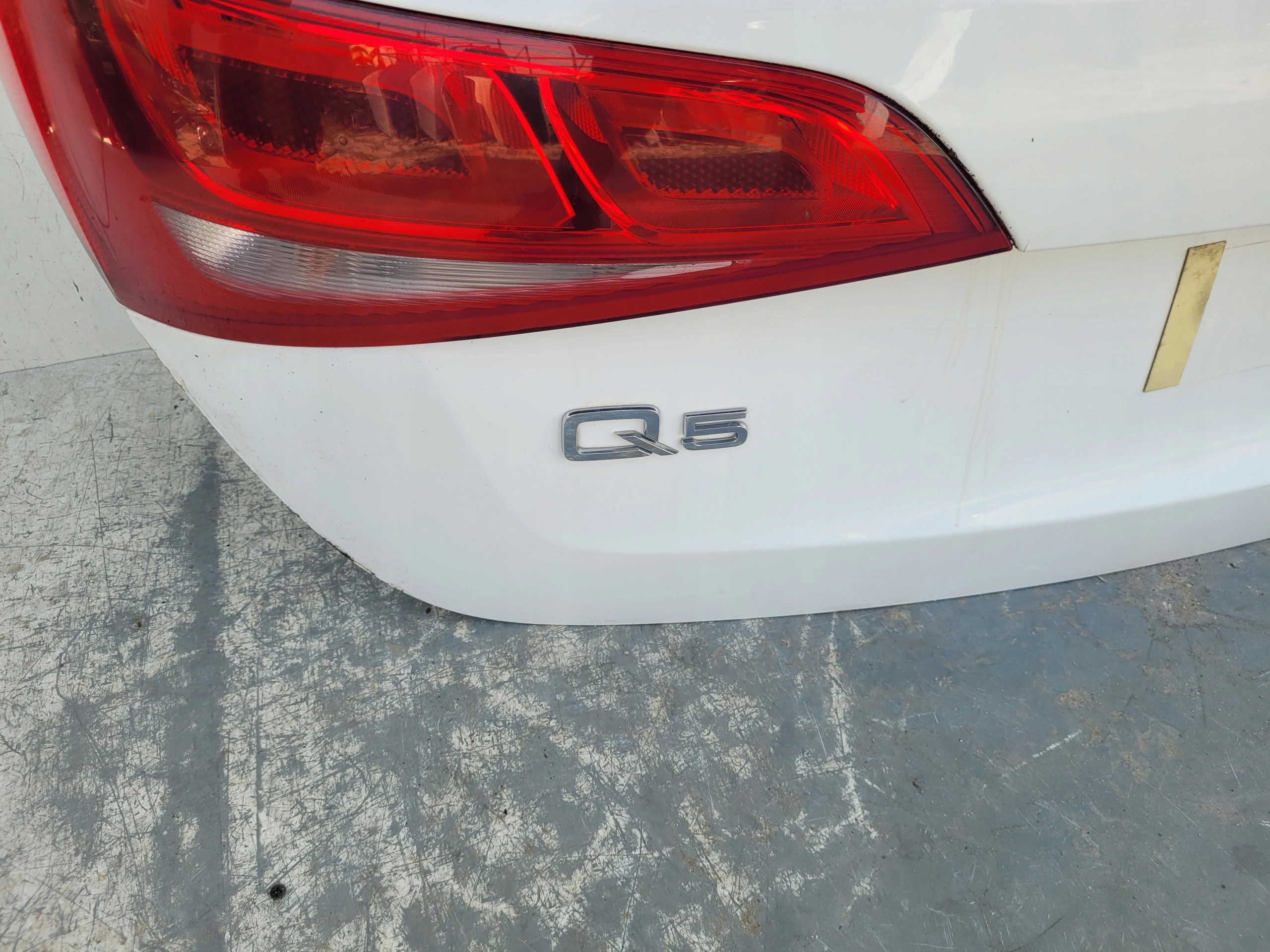 AUDI Q5 8R ZADNÁ KAPOTA