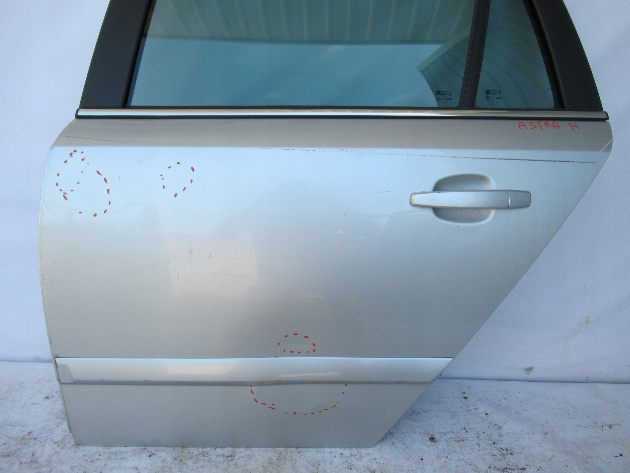 ĽAVÉ ZADNÉ DVERE OPEL ASTRA H III 3 KOMBI