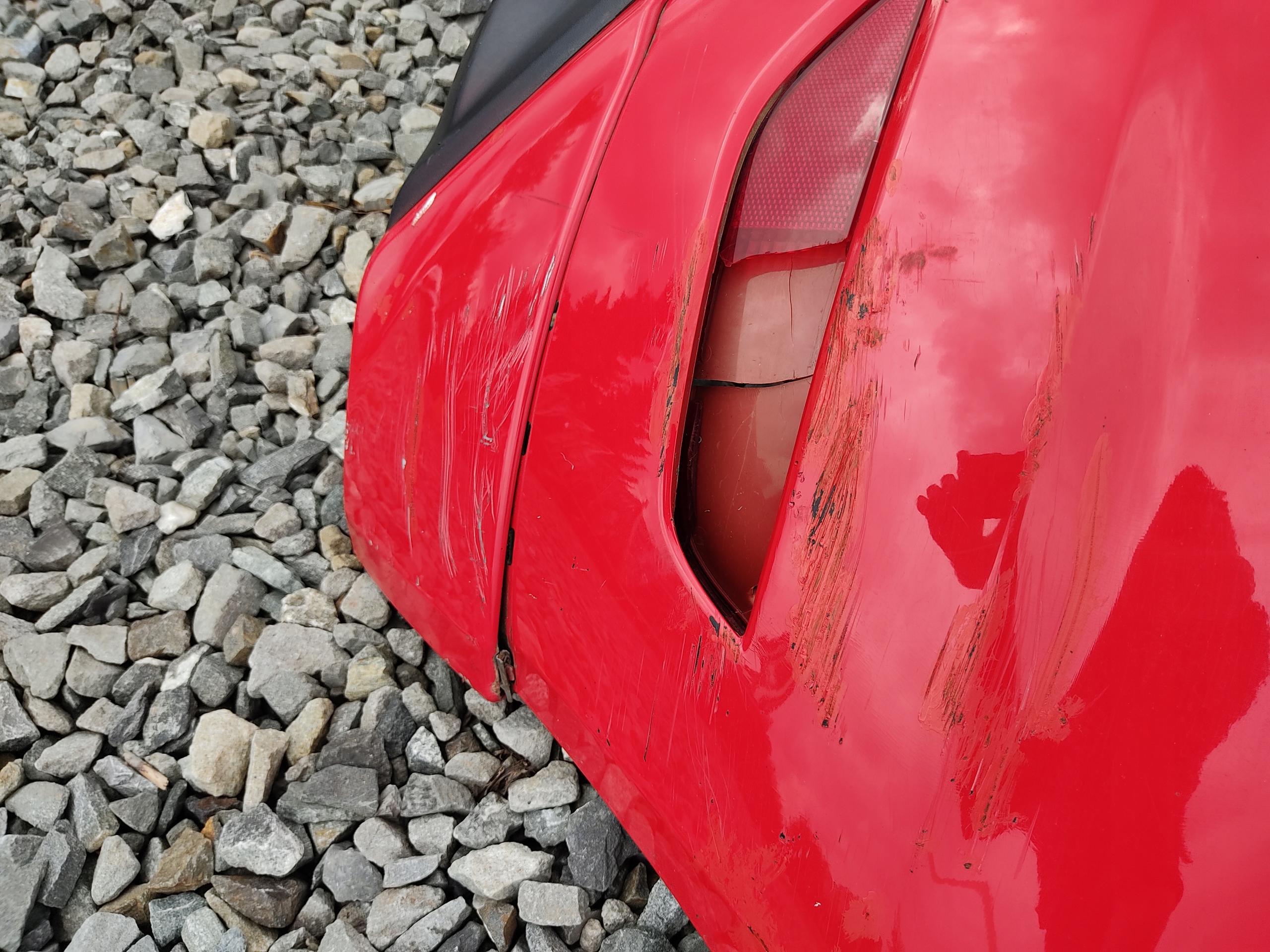 ZADNÝ NÁRAZNÍK FORD FIESTA MK7 VII ST-LINE ST 2012-2017 LIFT