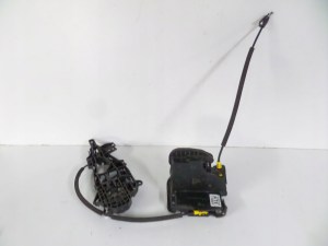 ZAMOK PRAVYCH ZADNYCH DVERI OPEL ASTRA K V 15- ZAMOK PRAVYCH ZADNYCH DVERI OPEL ASTRA K V 15-