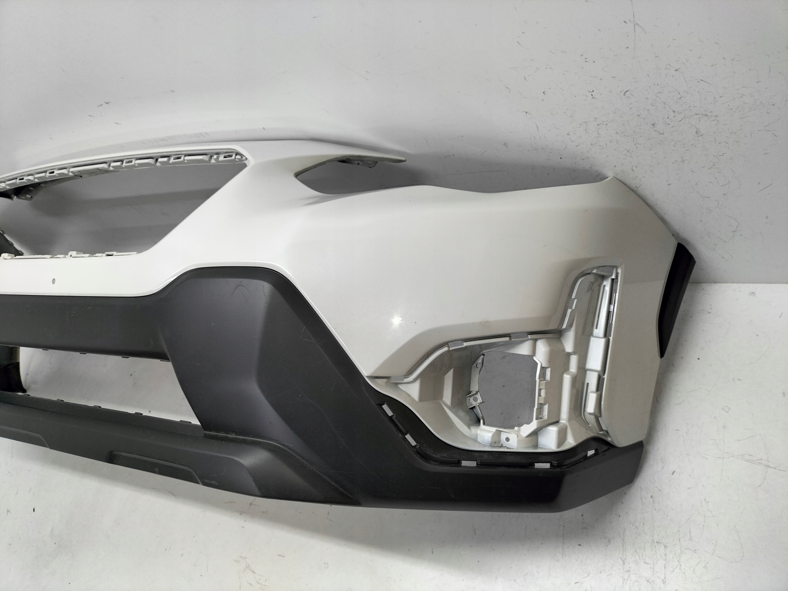 PREDNÝ NÁRAZNÍK SUBARU XV CROSSTREK LIFT 20-