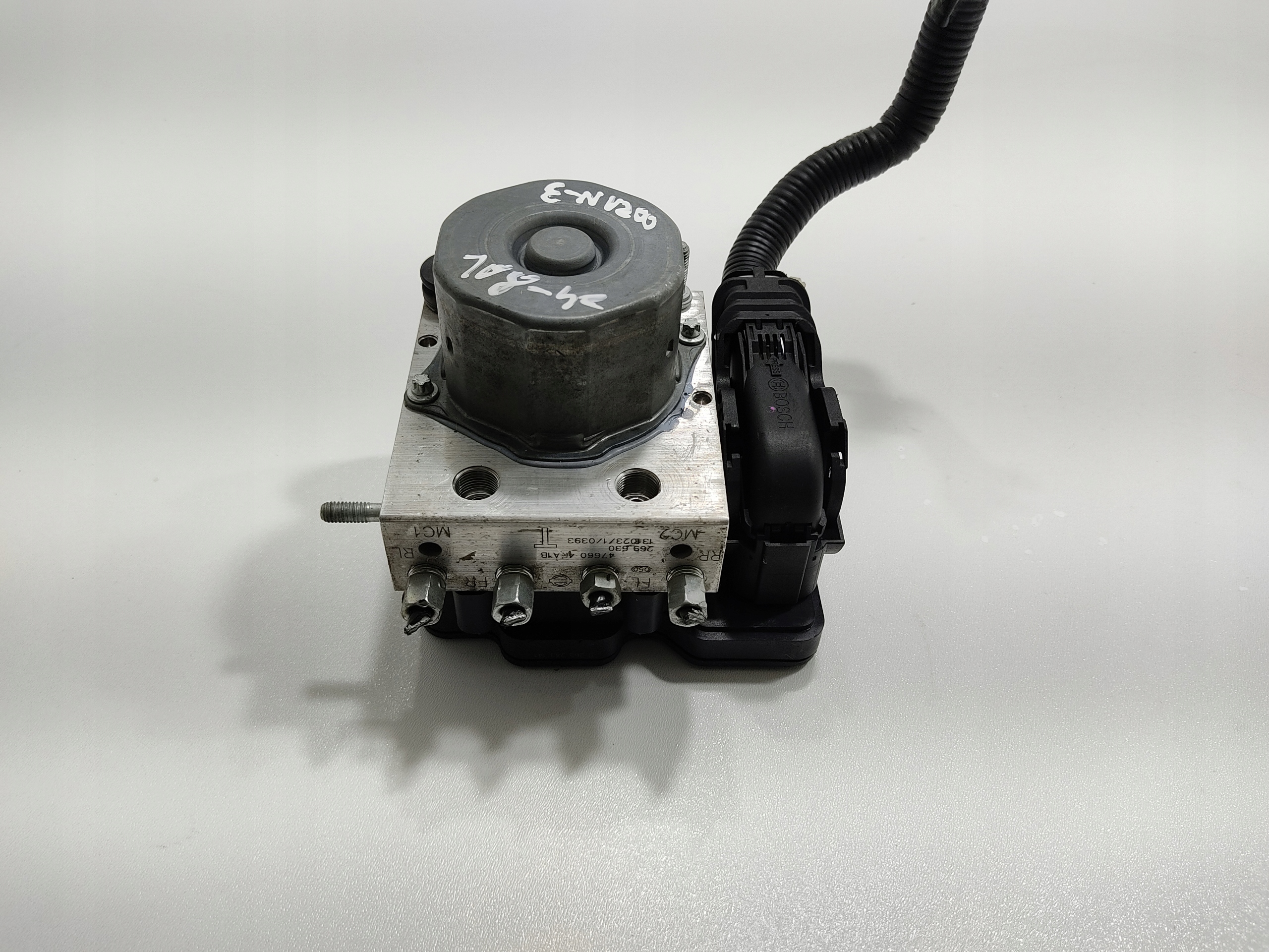 RIADIACA JEDNOTKA KOCKA ABS NISSAN E-NV200 476604FA01 0265243141 0265956165 2014-21