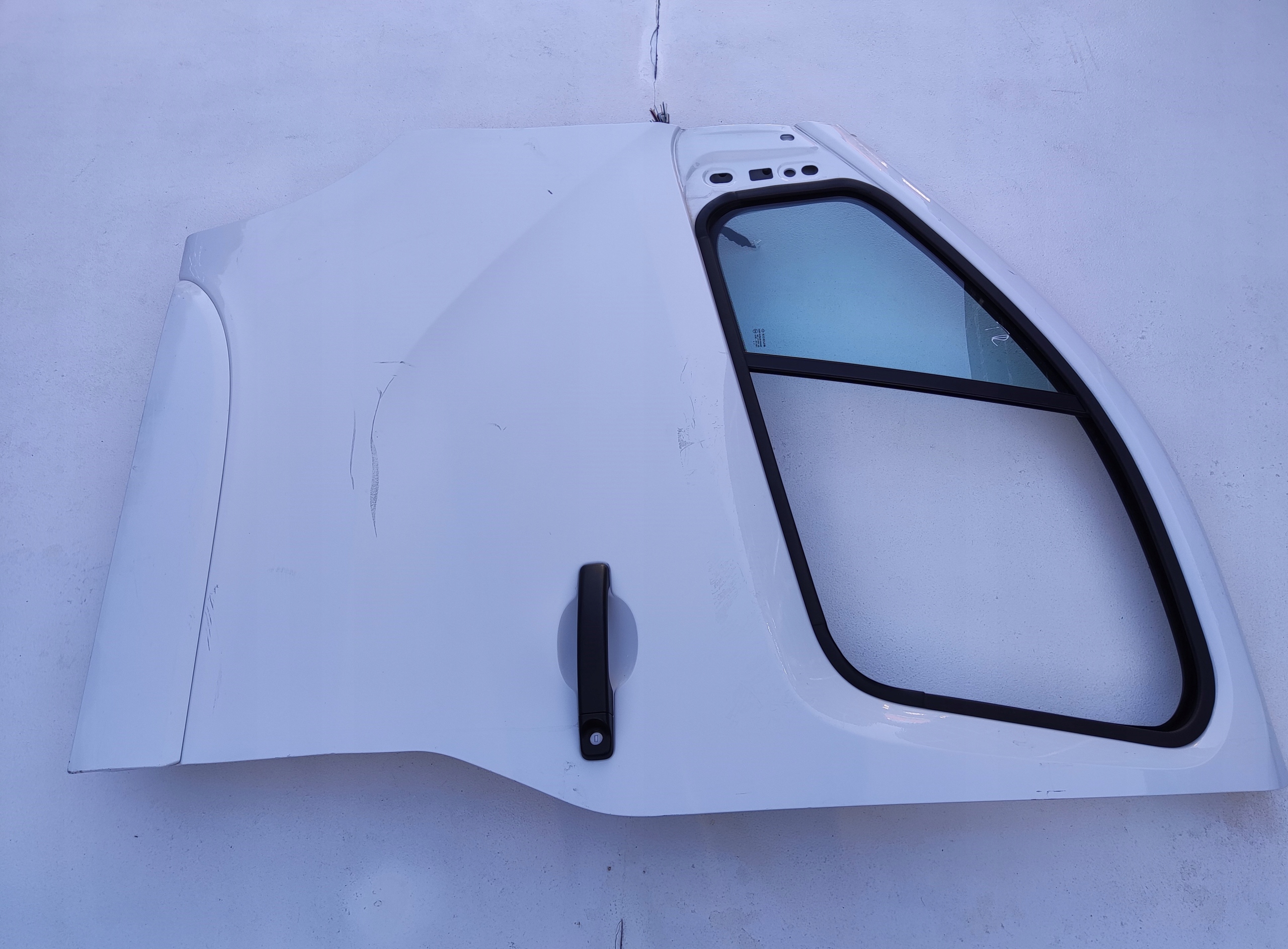 ĽAVÉ PREDNÉ DVERE RENAULT TRAFIC III OPEL VIVARO B 2014-2024
