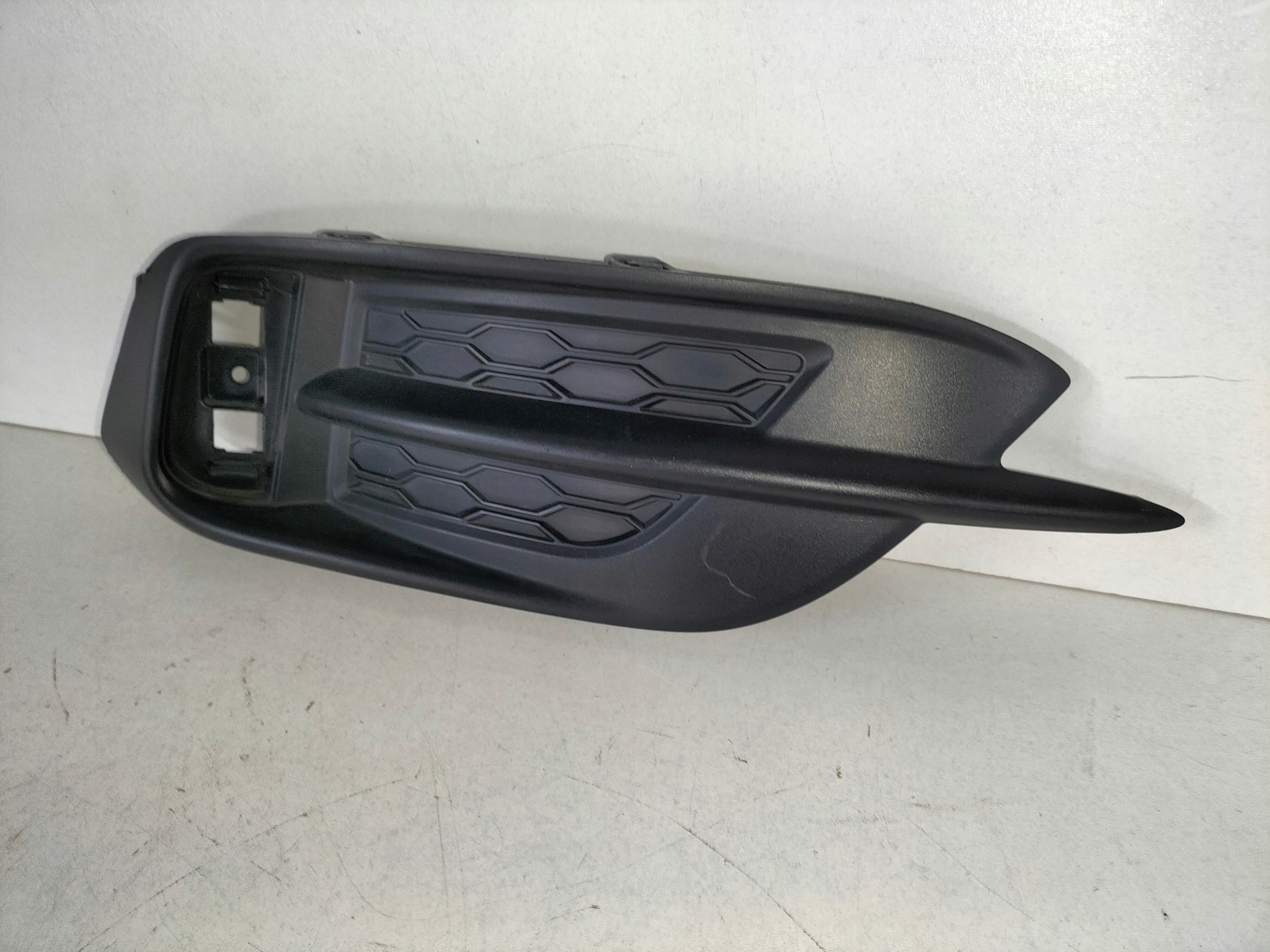 LAVA ZADNA MRIEZKA LISTA HONDA CIVIC X 17- SDN