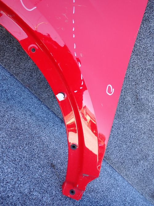 VW T-ROC TROC ĽAVÝ PREDNÝ BLATNÍK