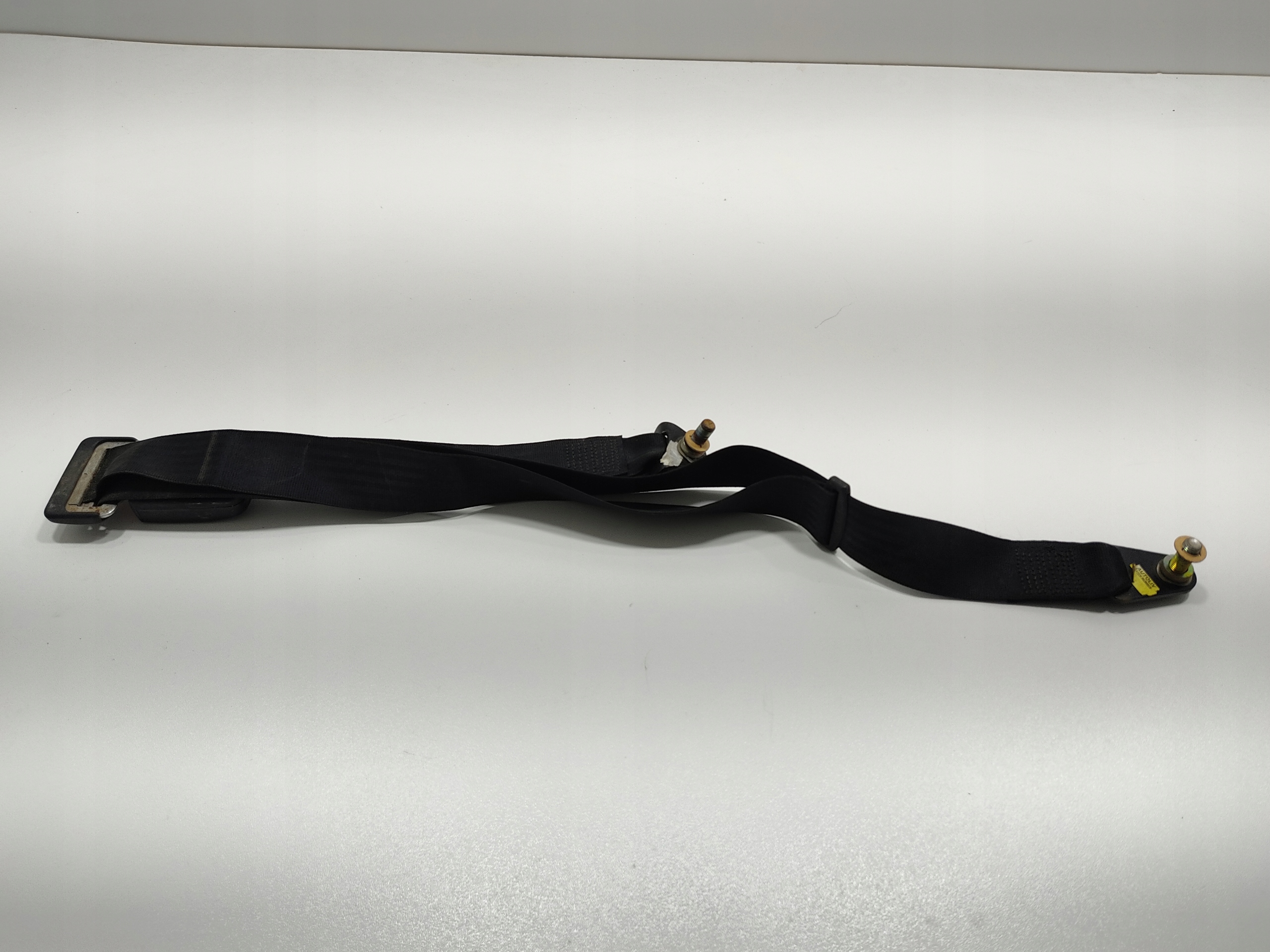 ZADNÝ BEDROVÝ BEZPEČNOSTNÝ PÁS LAND ROVER DEFENDER BTR 9626 BTR9626