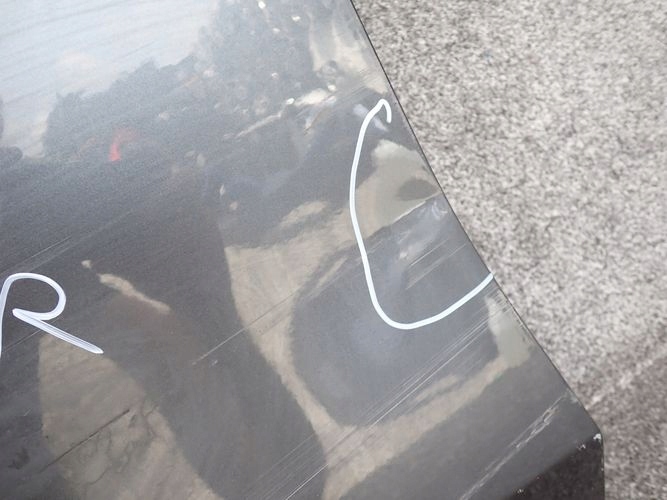 BMW F40 1 PRAVE ZADNE DVERE