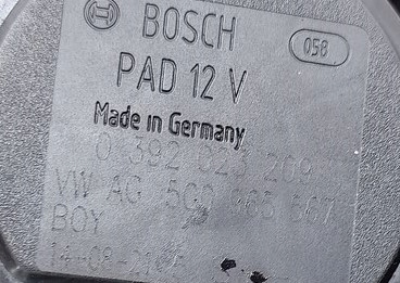 POMOCNÁ VODNÁ PUMPA AUDI A3 8V 2.0 TDI 0392023205 5C0965561 2012-16