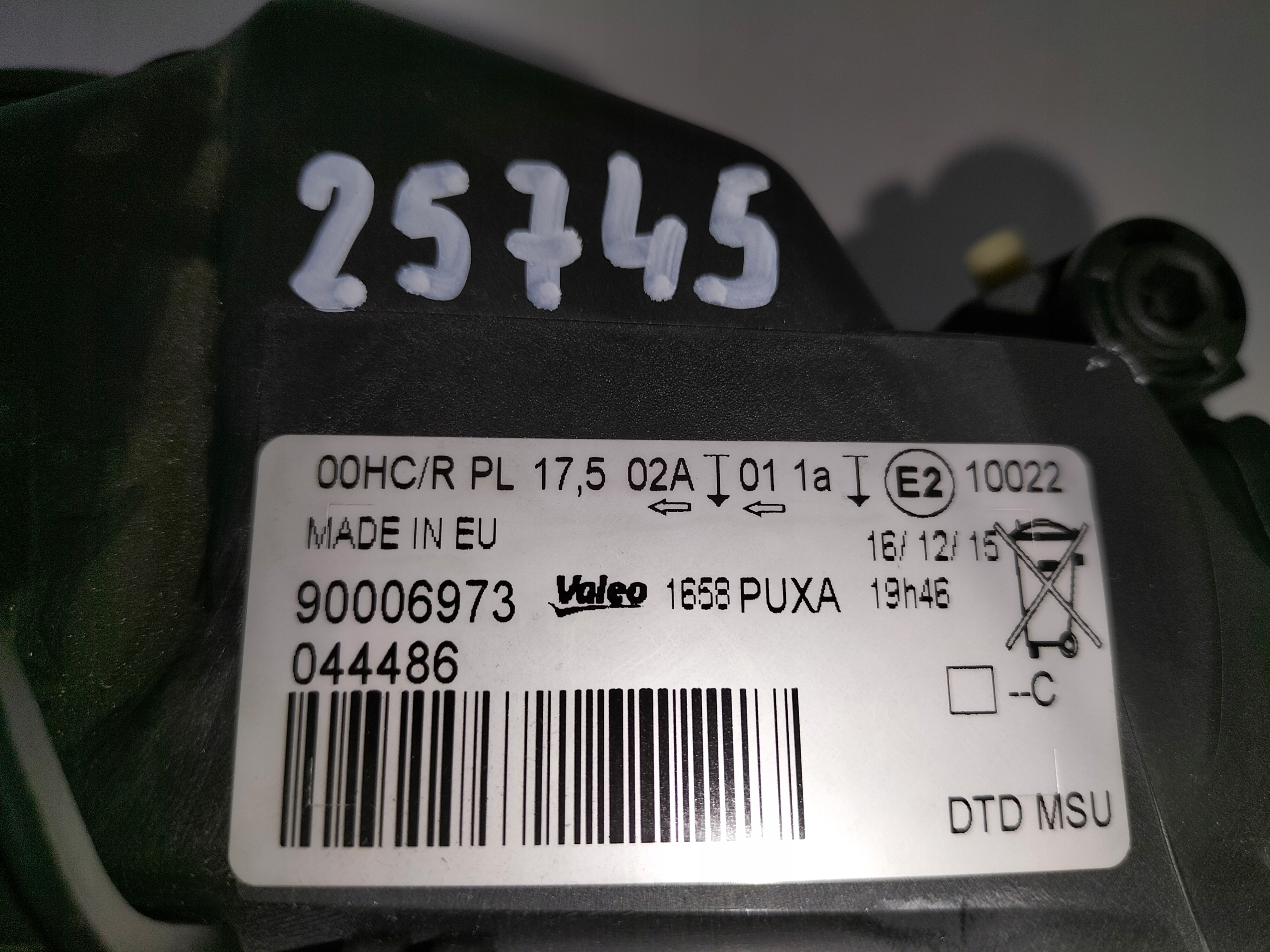 PRAVE PREDNE SVETLO DACIA LOGAN I LIFT 08-12