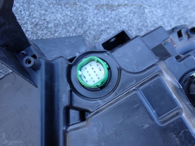JEEP AVENGER FULL LED 22- LAVE PREDNE SVETLO