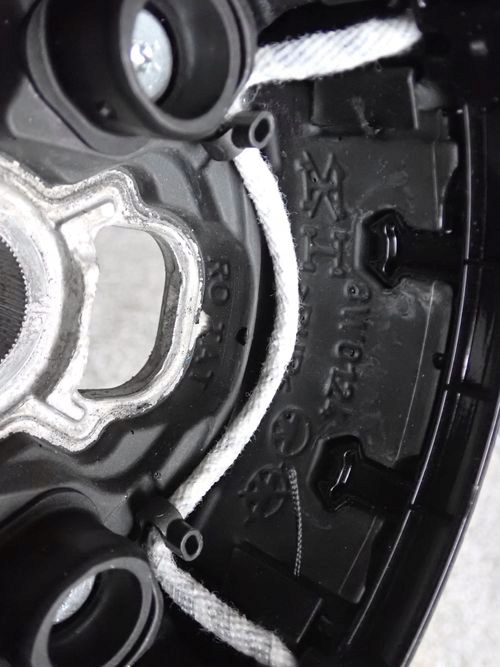 AUDI A4 B9 8W0 15- VOLANT