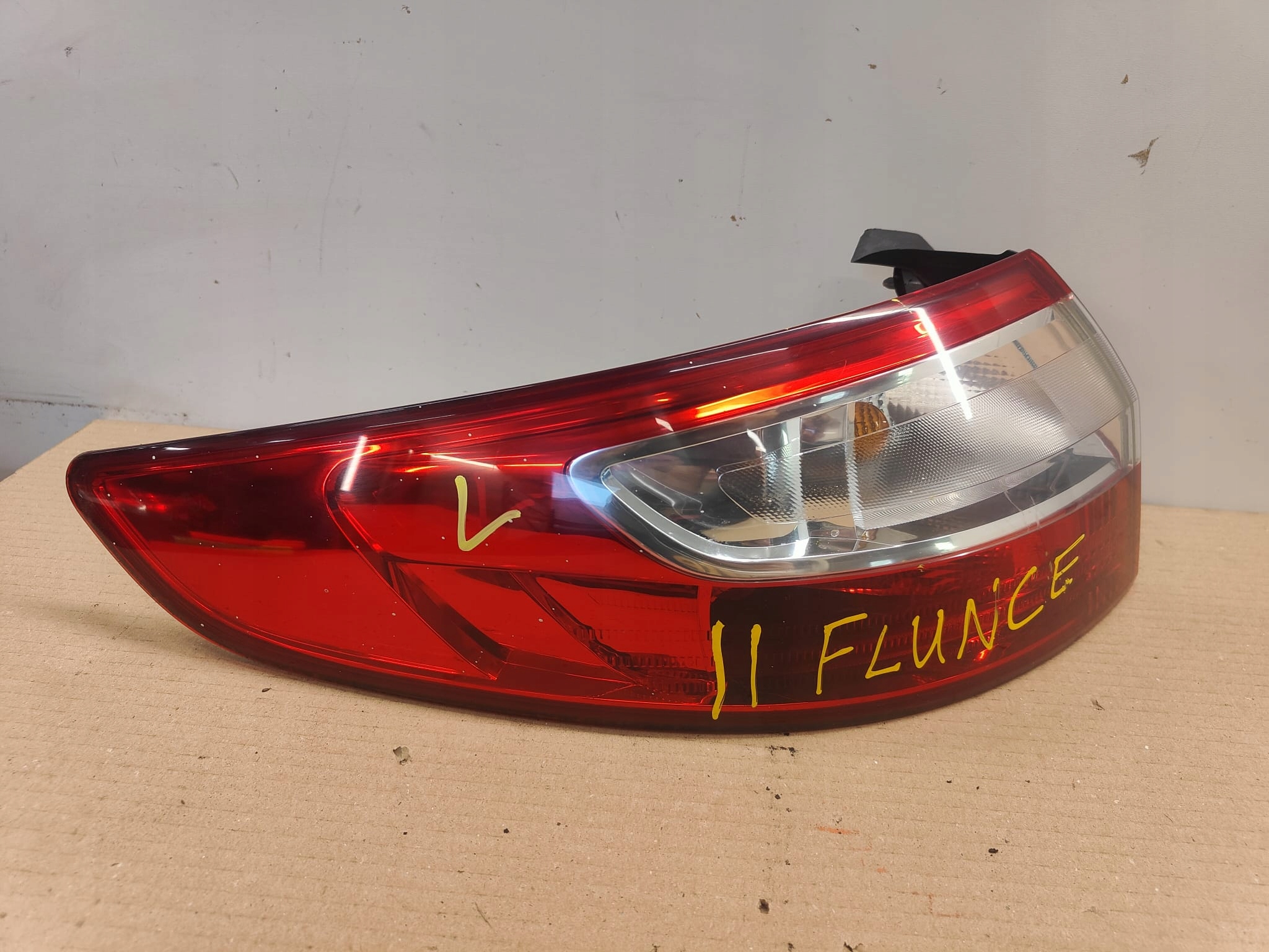 Renault fluence 09- 265502140R PRAVÉ ZADNÉ SVETLO