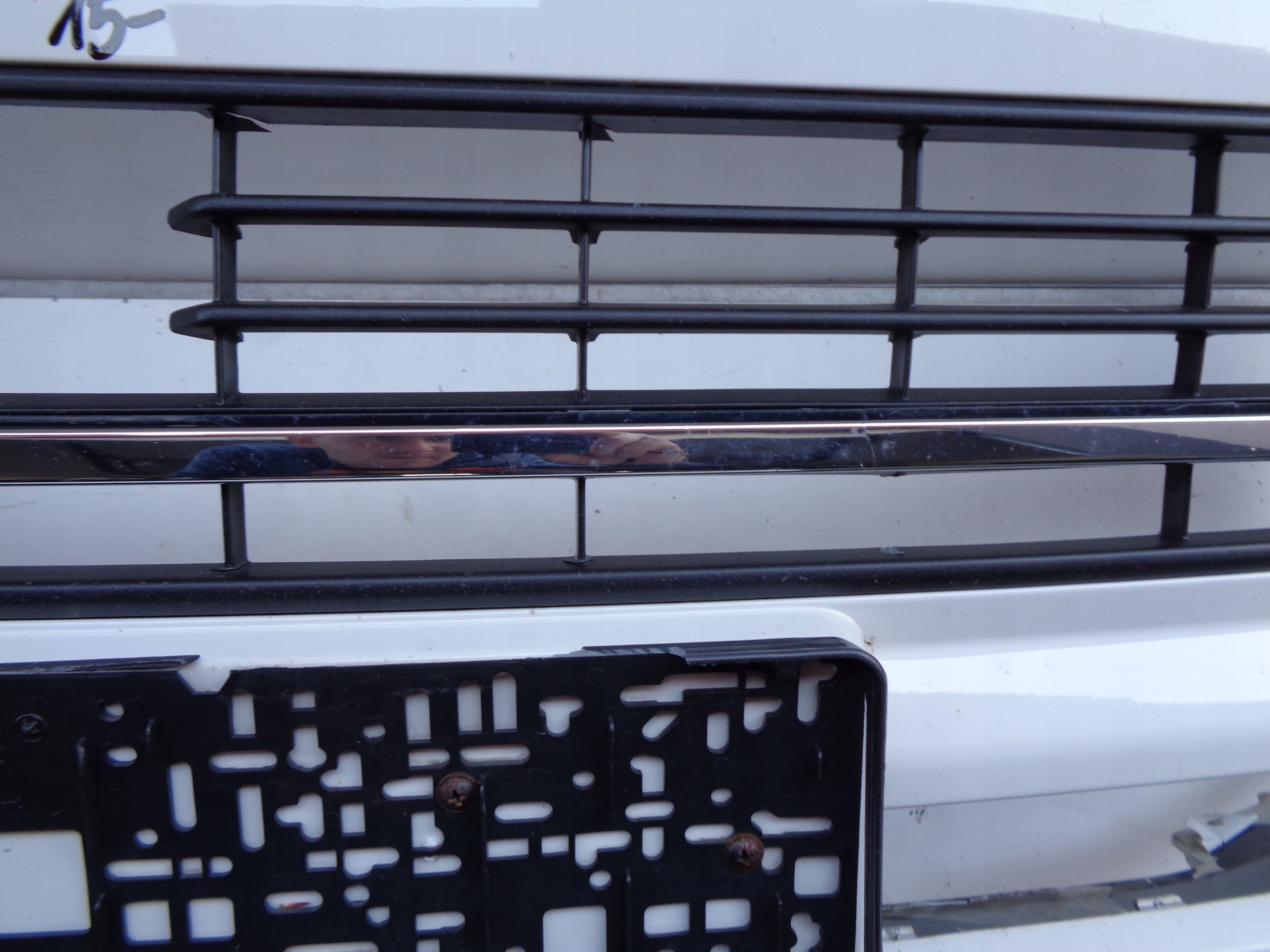 PREDNÝ NÁRAZNÍK VW T6 7E0 15- NR 21300