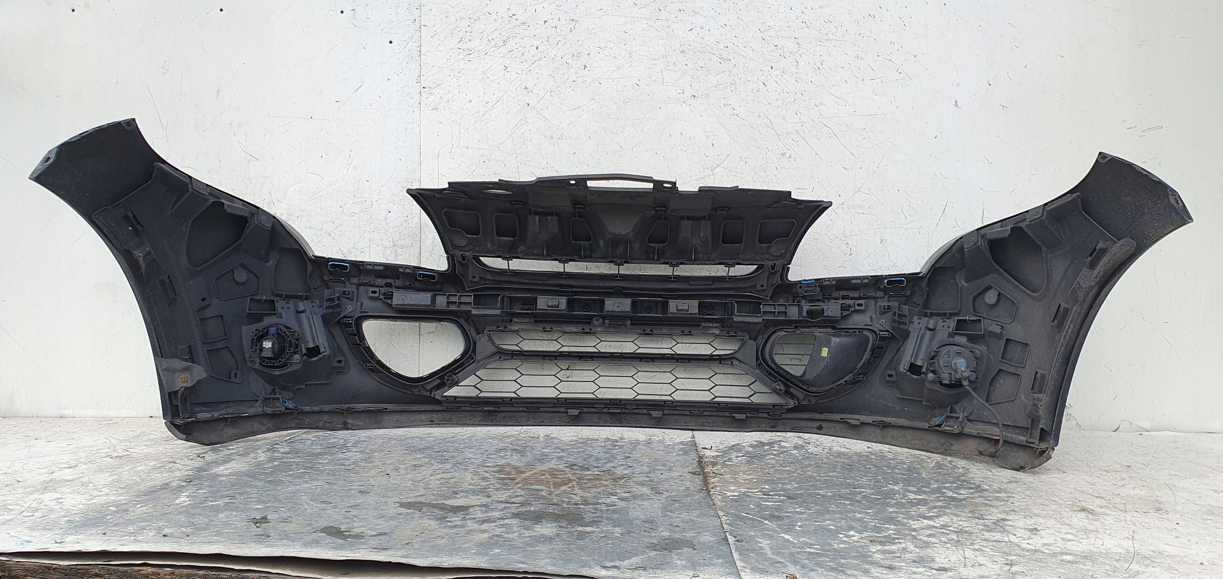 Renault Megane III 3 LIFT COUPE PREDNÝ NÁRAZNÍK 620228999r