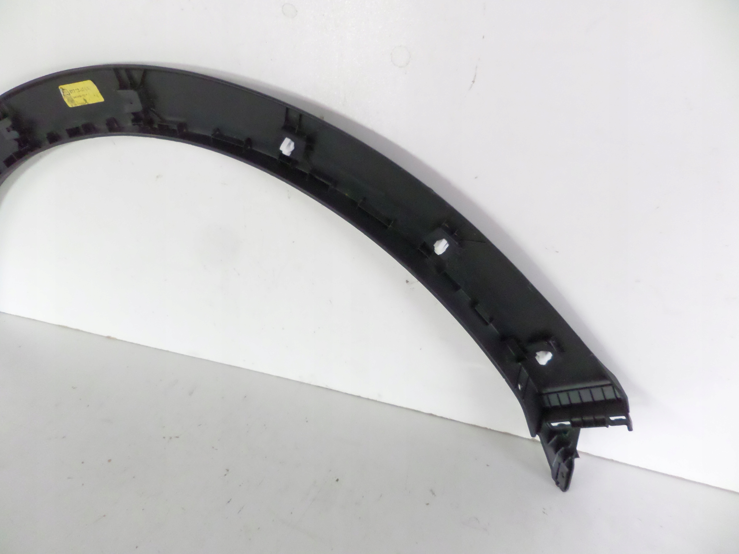 LISTA PRAVEHO PREDNEHO BLATNIKA KIA X-CEED XCEED 19-