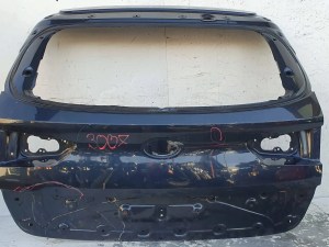KIA Ceed 3 III HB ZADNÁ KAPOTA KIA Ceed 3 III HB ZADNÁ KAPOTA