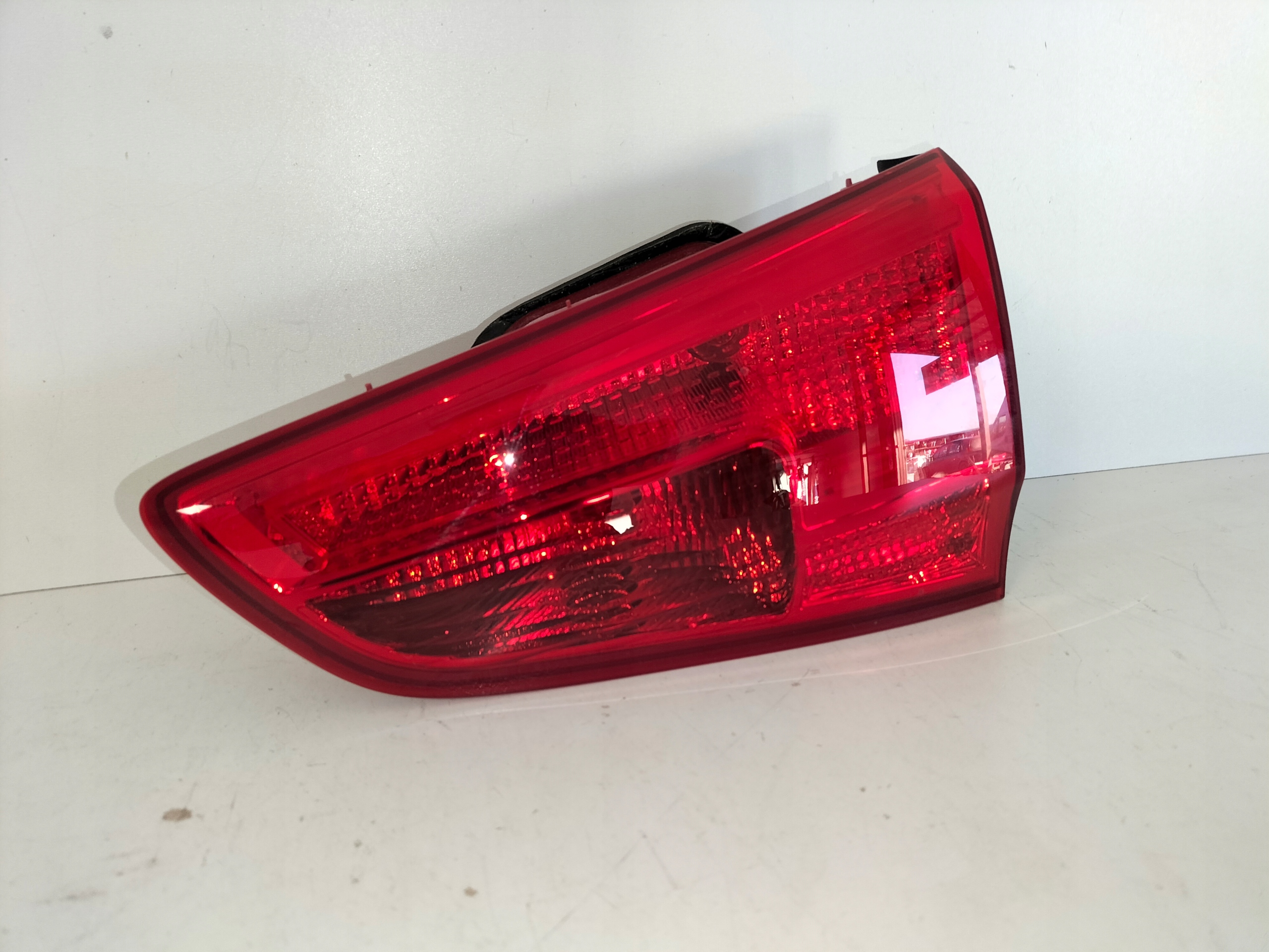 PRAVE ZADNE SVETLO KIA CEED II 12-18 KOMBI