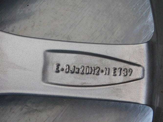 AUDI Q5 SQ5 8Jx20 ET39 5×112 HLINIKOVY DISK ELEKTRON