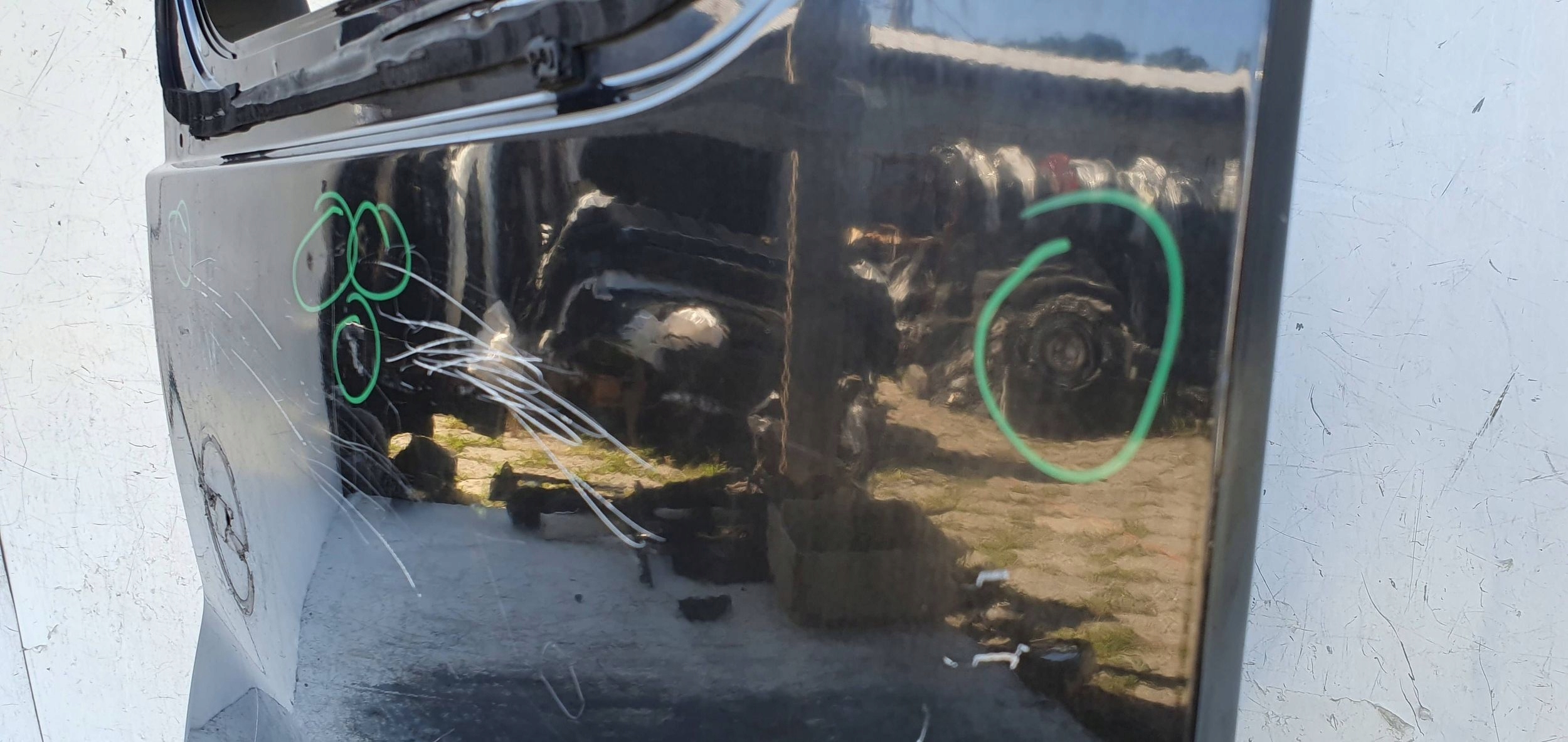 TRAFIC III VIVARO B TALENTO PRAVE ZADNE DVERE POD OKIENE