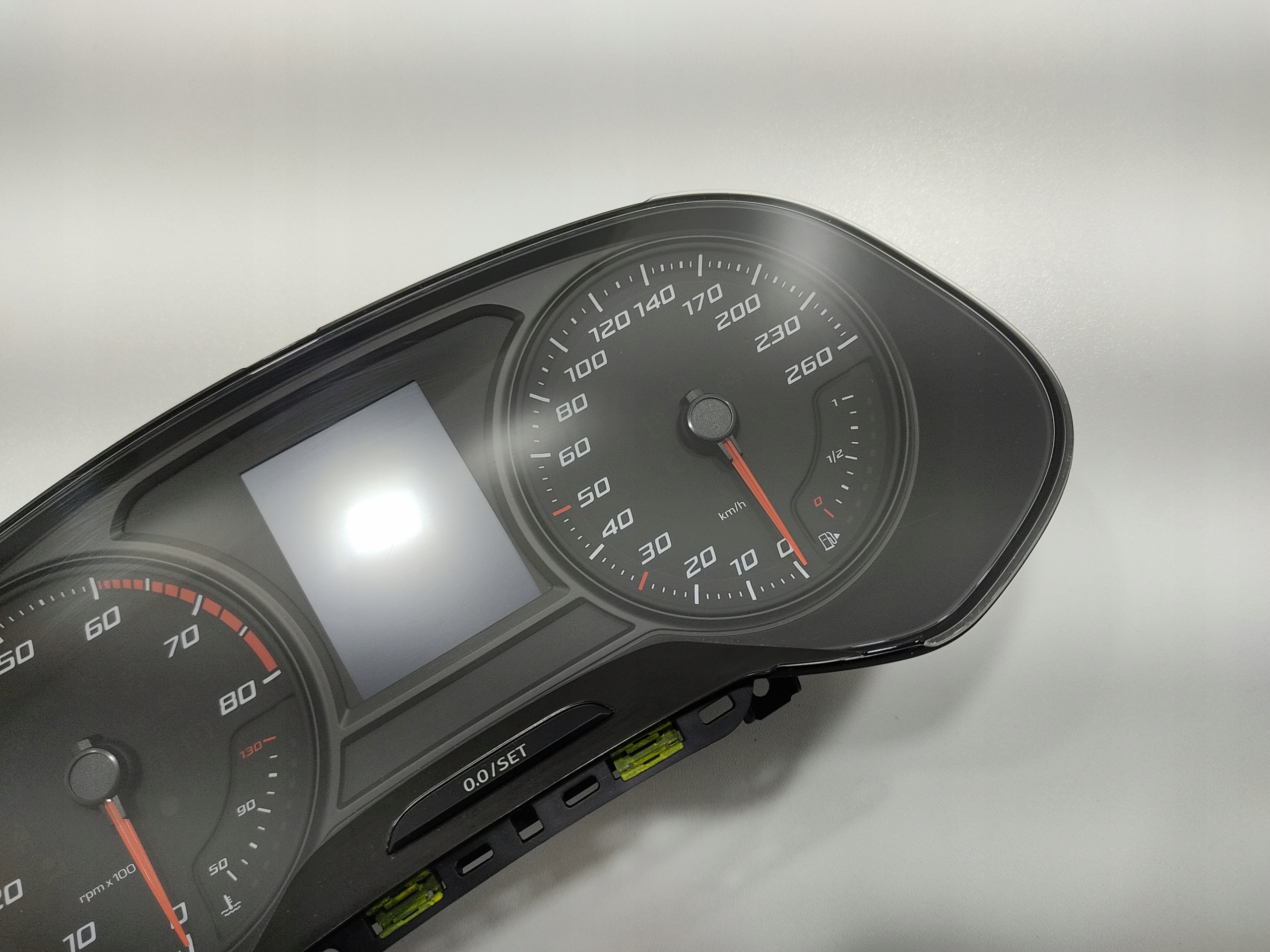 TACHOMETER BUDIKY SEAT LEON III 1.2 TFSI 5F0920700D EUROPA