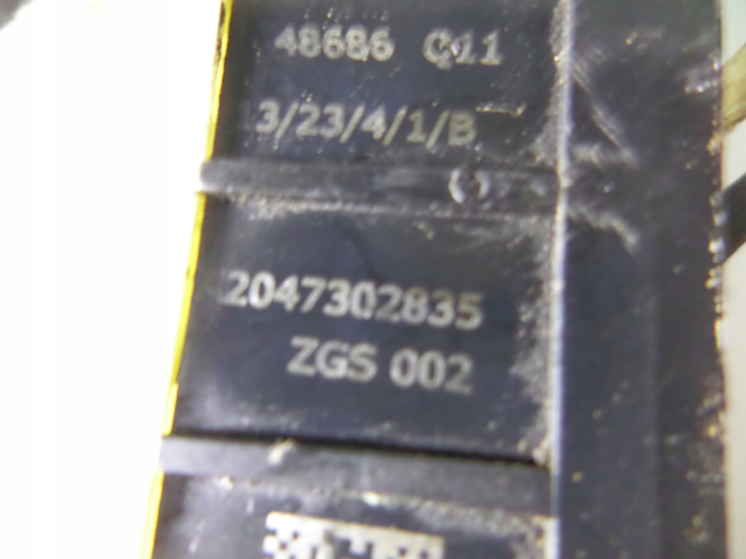 ZAMOK PRAVYCH ZADNYCH DVERI MERCEDES B KLASA W246 11-