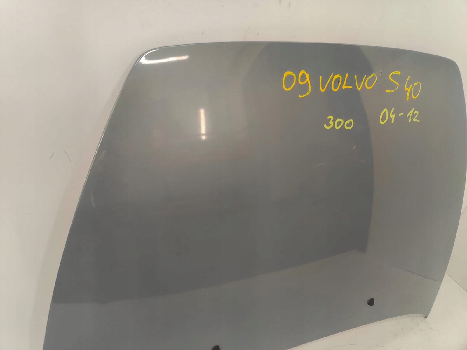 Volvo s40 II v50 04-12 PREDNÁ KAPOTA
