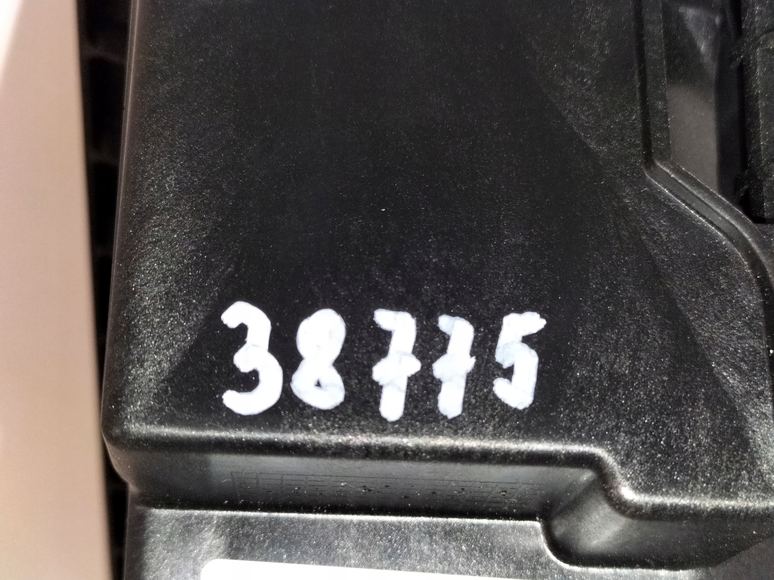 HMLOVKA ĽAVÉ SVETLO VW TOUAREG II LIFT 14-18