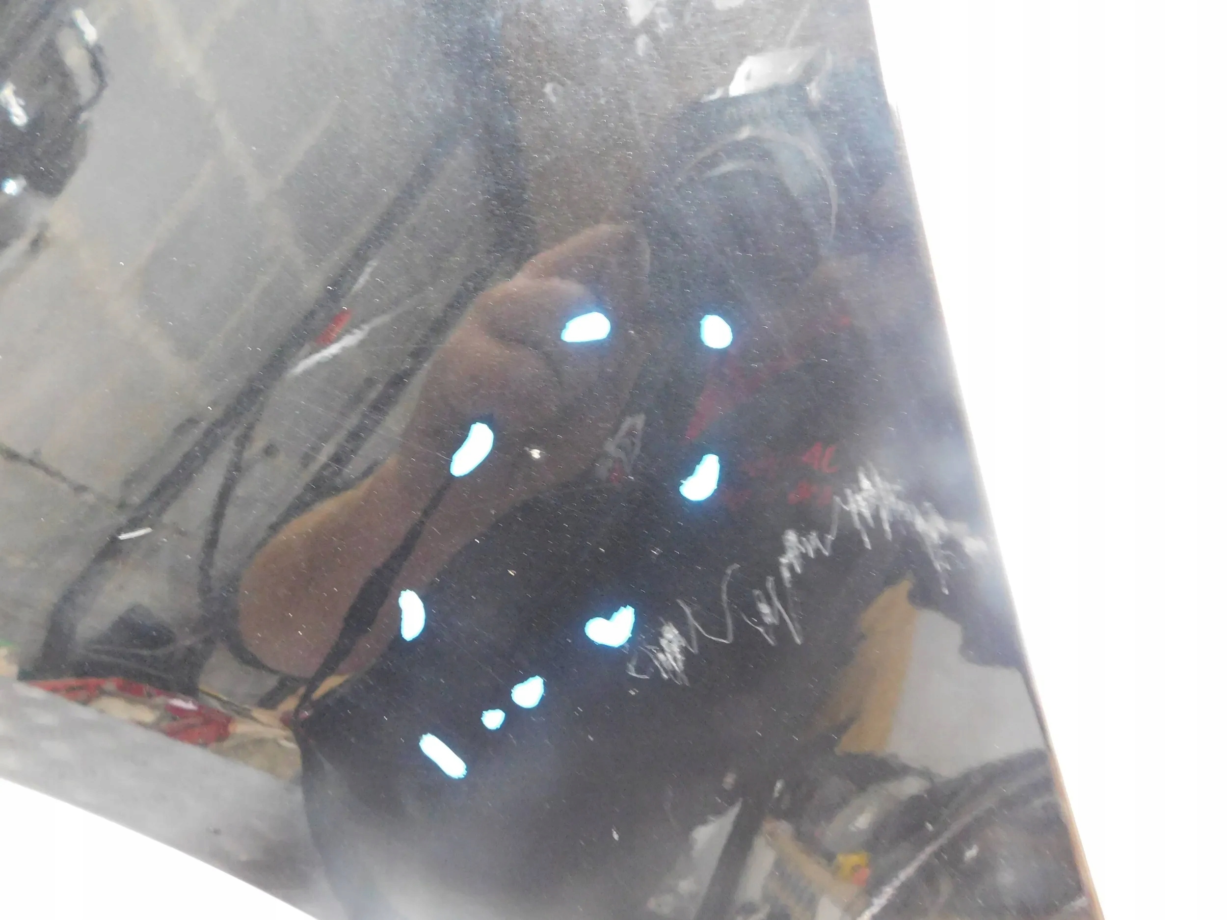 BLATNIK PREDNÝ LAVY TOYOTA YARIS II 2