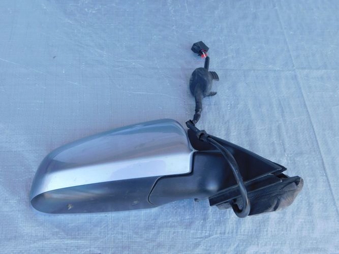 AUDI A3 03-08 PRAVE ZRKADLO 5 PIN