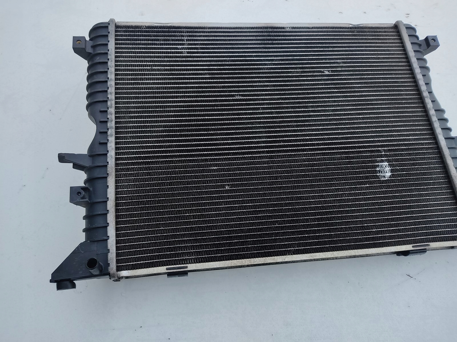 CHLADIC VODY LAND ROVER DEFENDER 2.4 TDCI 7H128T000AB 7H128T000 2007-2014