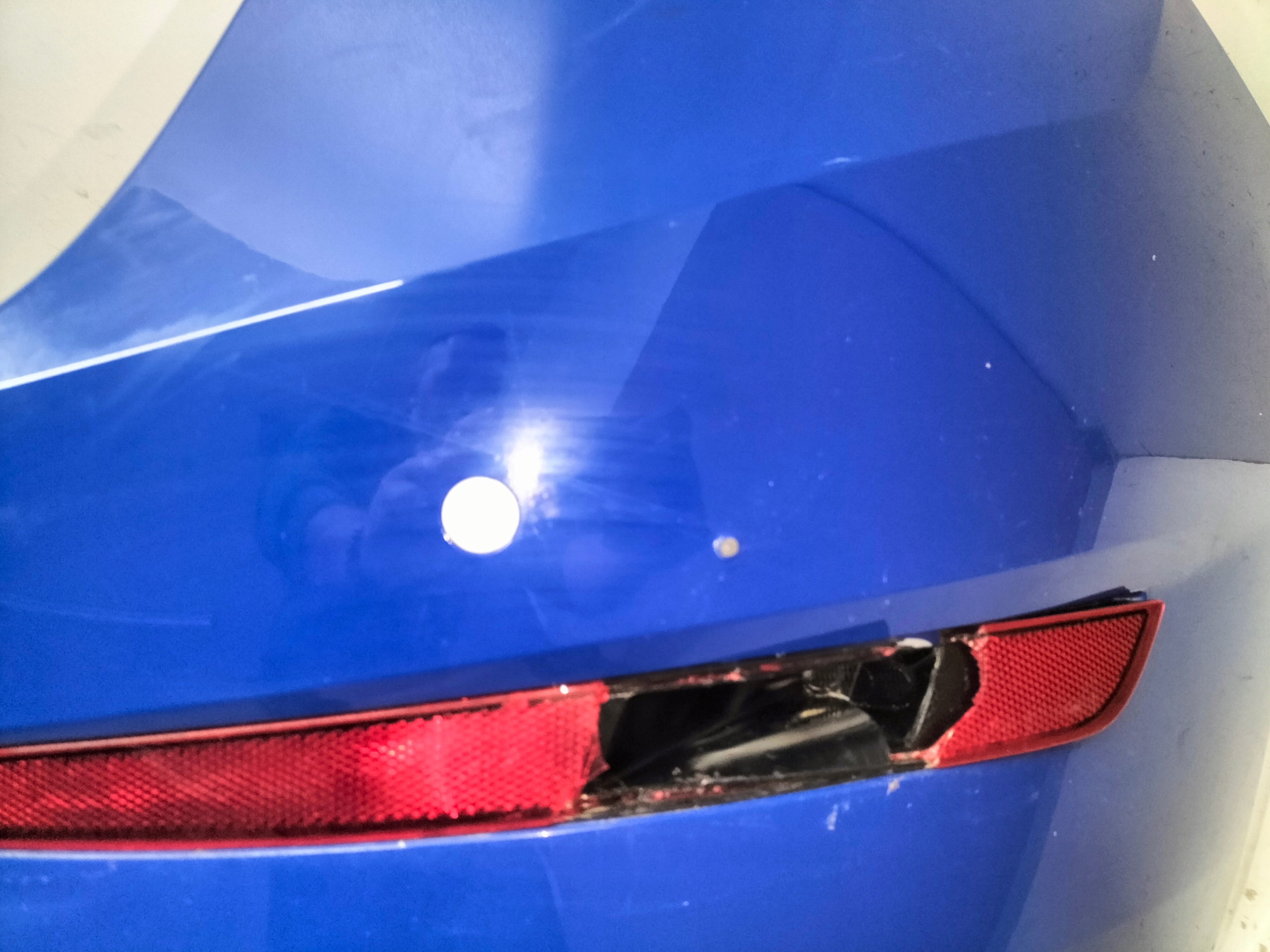ZADNÝ NÁRAZNÍK SKODA SCALA 19-