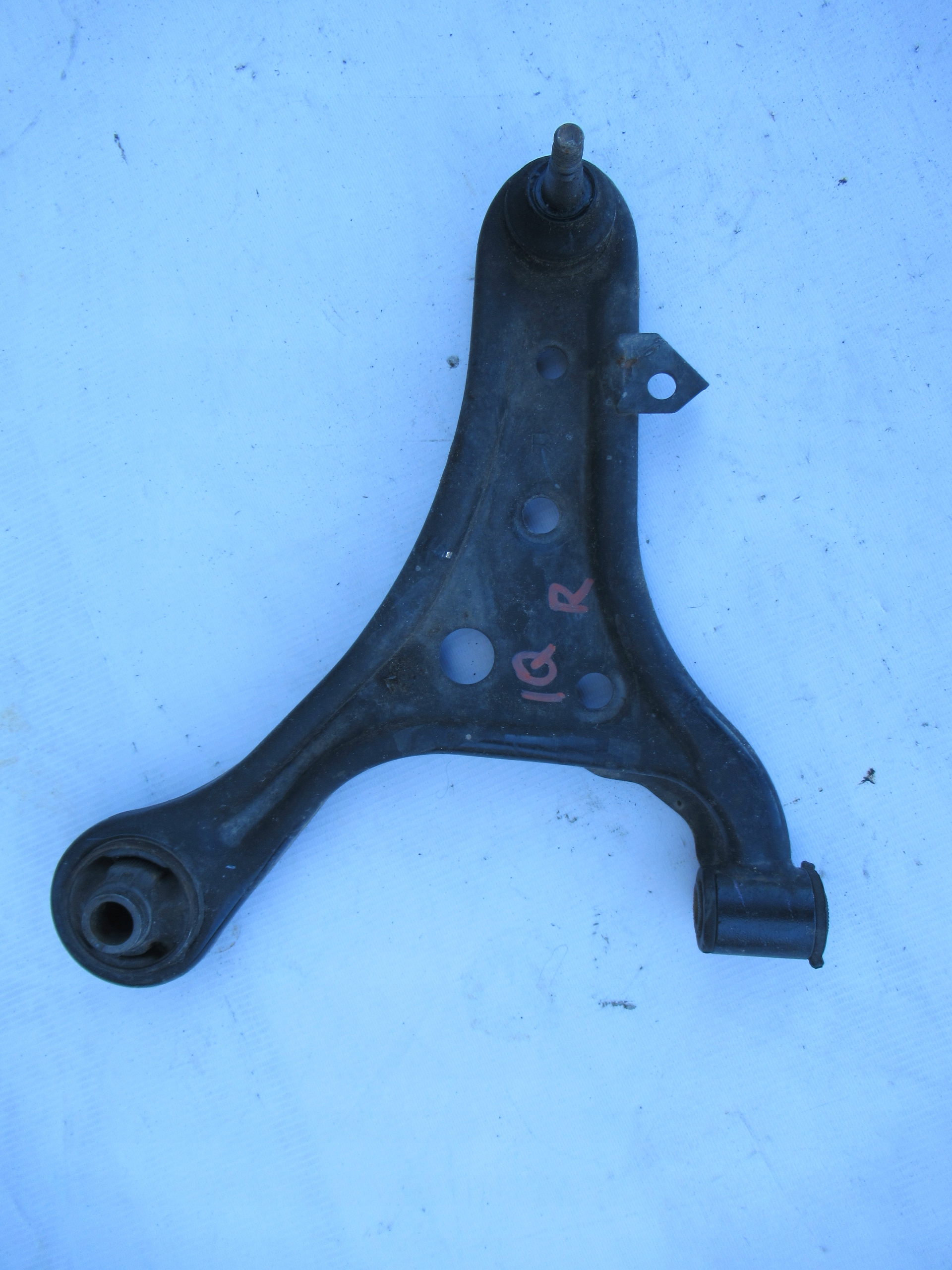 PRAVE RAMENO TOYOTA IQ