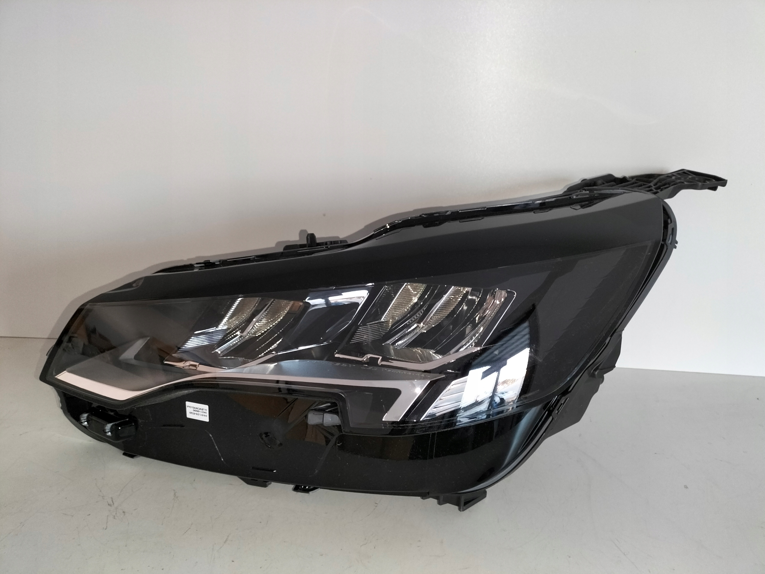 LAVE PREDNE SVETLO PEUGEOT 3008 II 5008 II LIFT 20- FULL LED TE