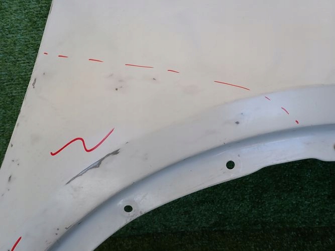 VW T-ROC TROC PRAVY PREDNY BLATNIK