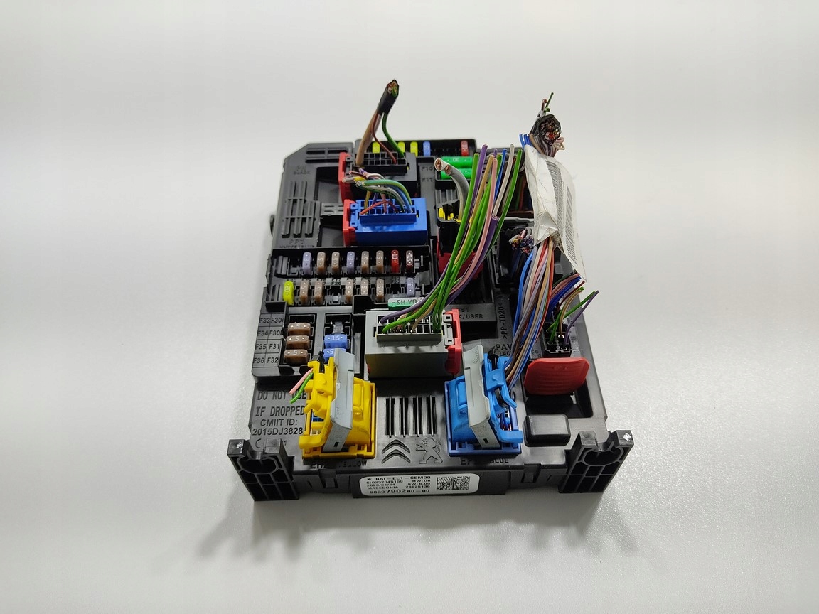 MODUL BSM POISTKOVA SKRINKA CITROEN C3 III 9830790280 2016-2024