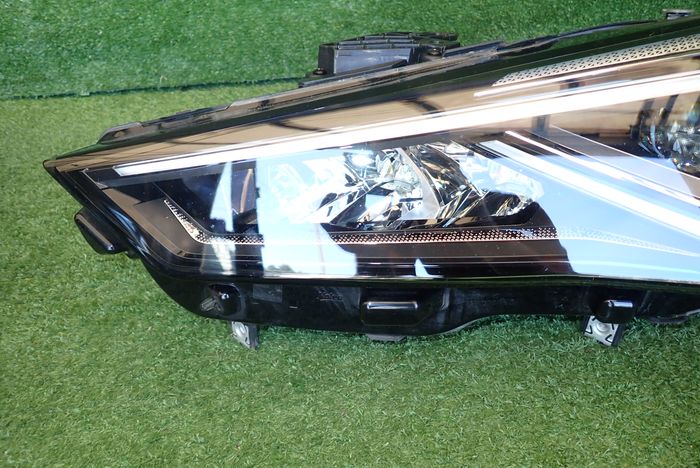 SEAT TARRACO FULL LED LAVE PREDNE SVETLO 5FJ941007E