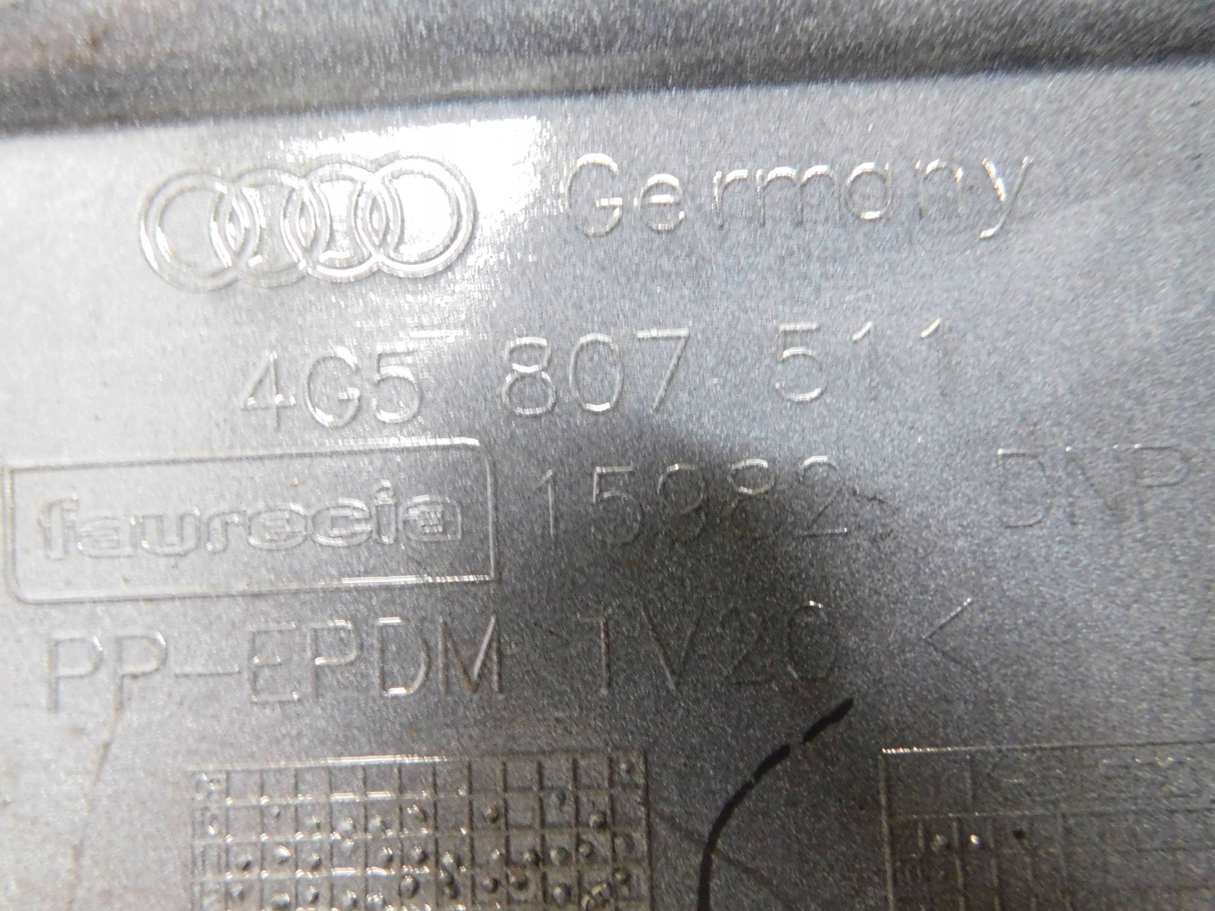 ZADNÝ NÁRAZNÍK AUDI A6 C7 4G SEAN PDC 4G5807511
