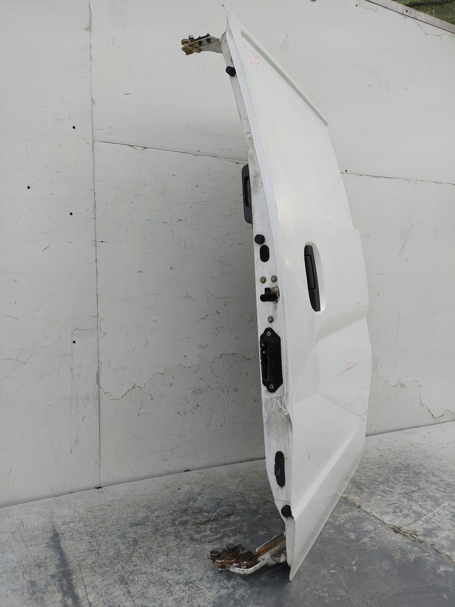 NISSAN NV200 LAVE POSUVNE DVERE