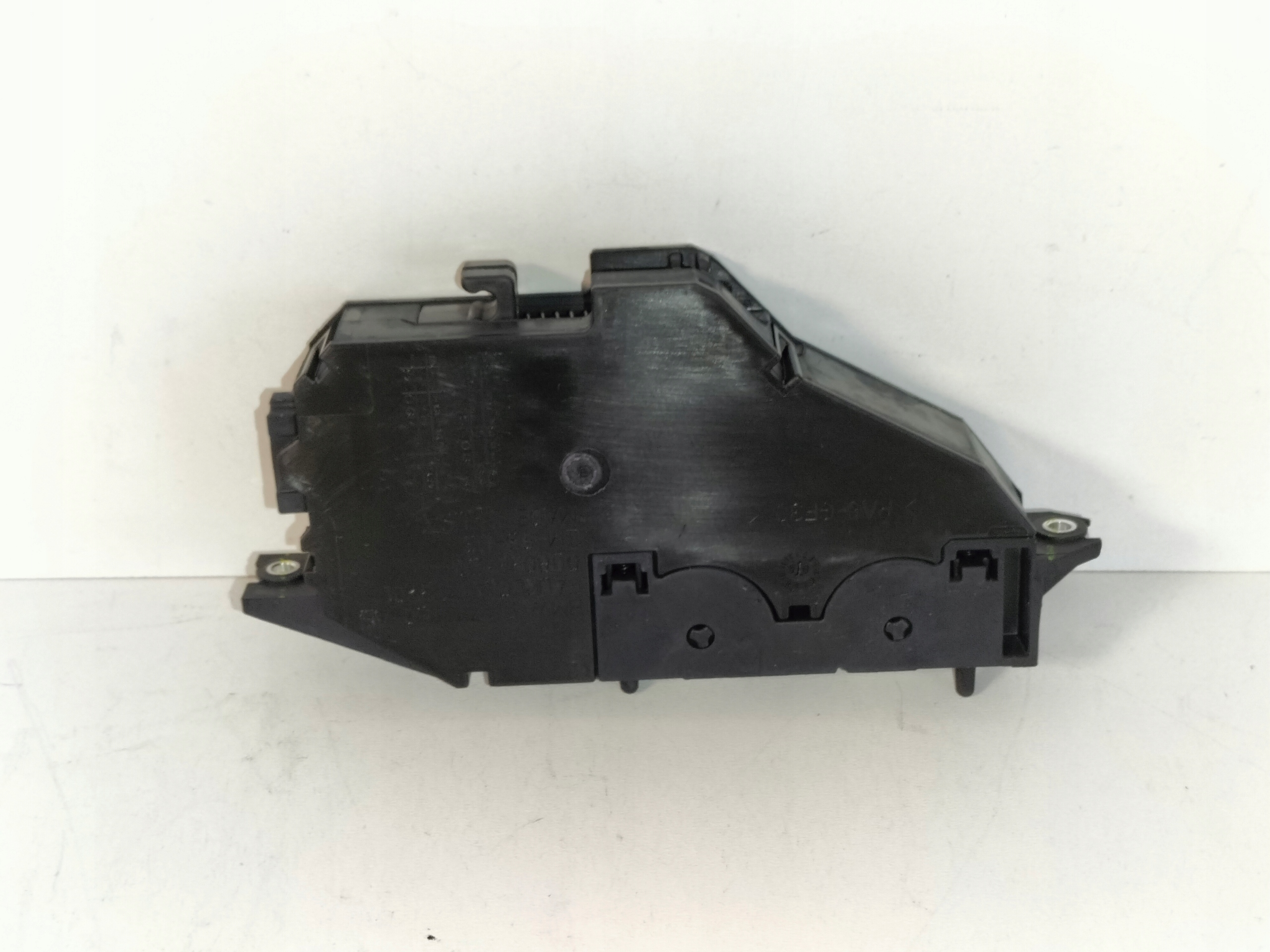 ZAMOK MECHANIZMUS ZAMYKANIA PRIECINKA SPOLUJAZDCA  BMW X5 E70 06-