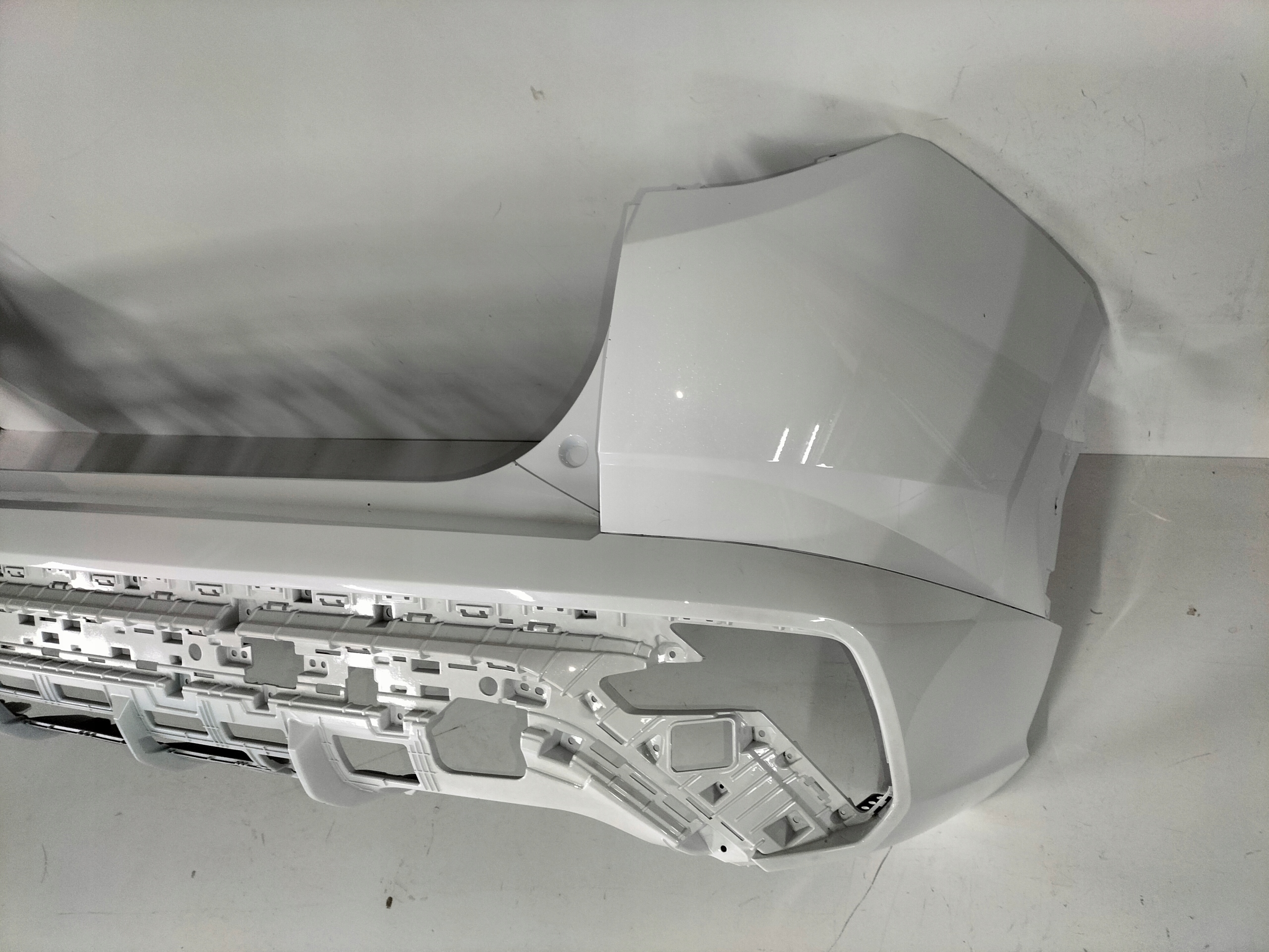 ZADNÝ NÁRAZNÍK HYUNDAI TUCSON 4 IV 20- N-LINE