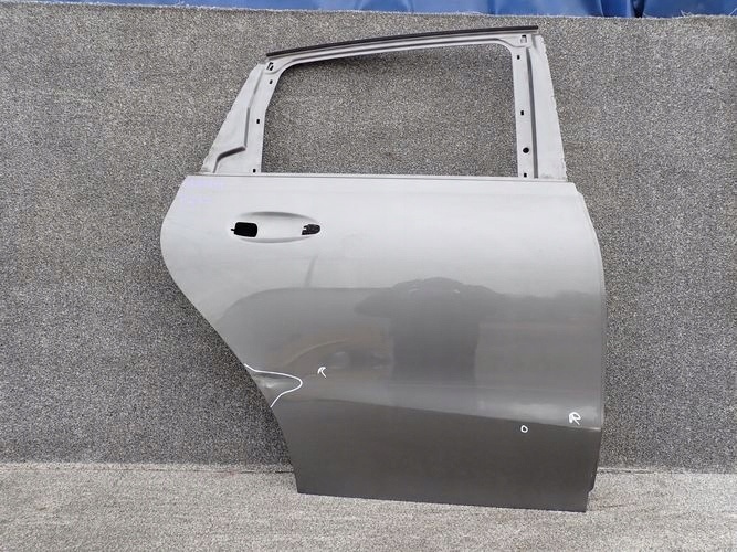 MERCEDES W247 247 B-KLASA 18- PRAVE ZADNE DVERE