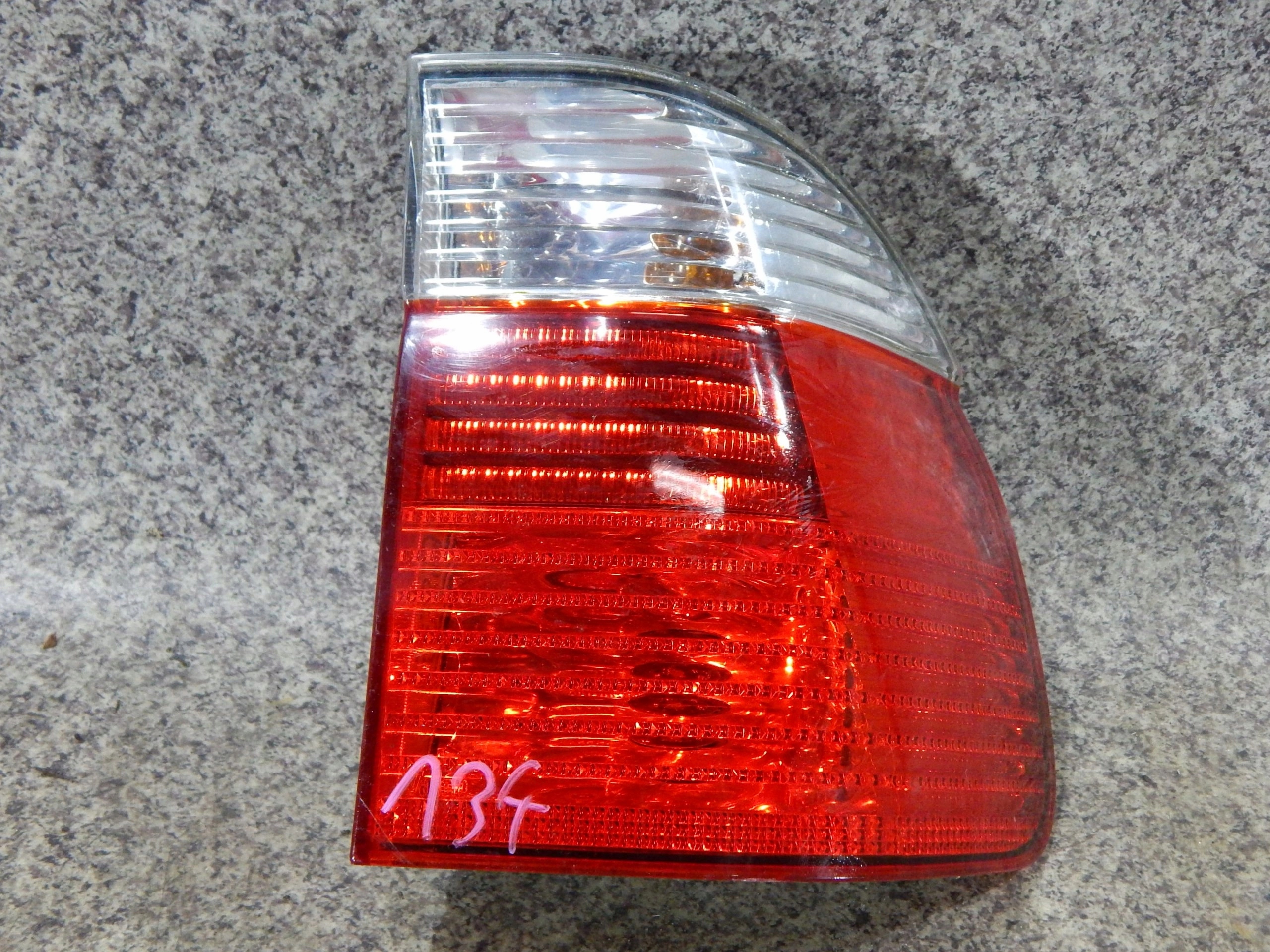 BMW E39 kombi lift LED PRAVÉ ZADNÉ SVETLO